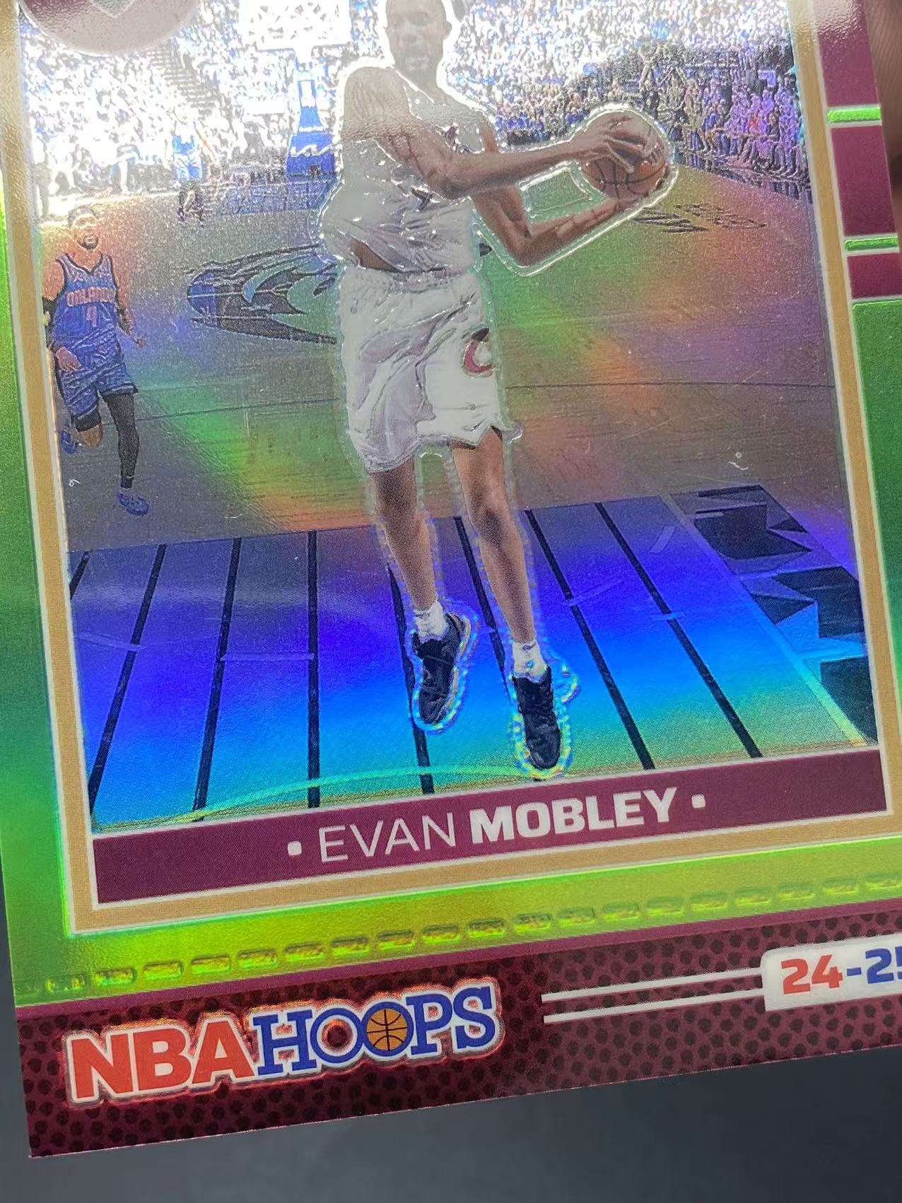 2024-25 【六六代卖】 NBA Hoops Evan Mobley 莫布利 骑士 149编 绿折 Base 瑕疵如图(永不独行01)