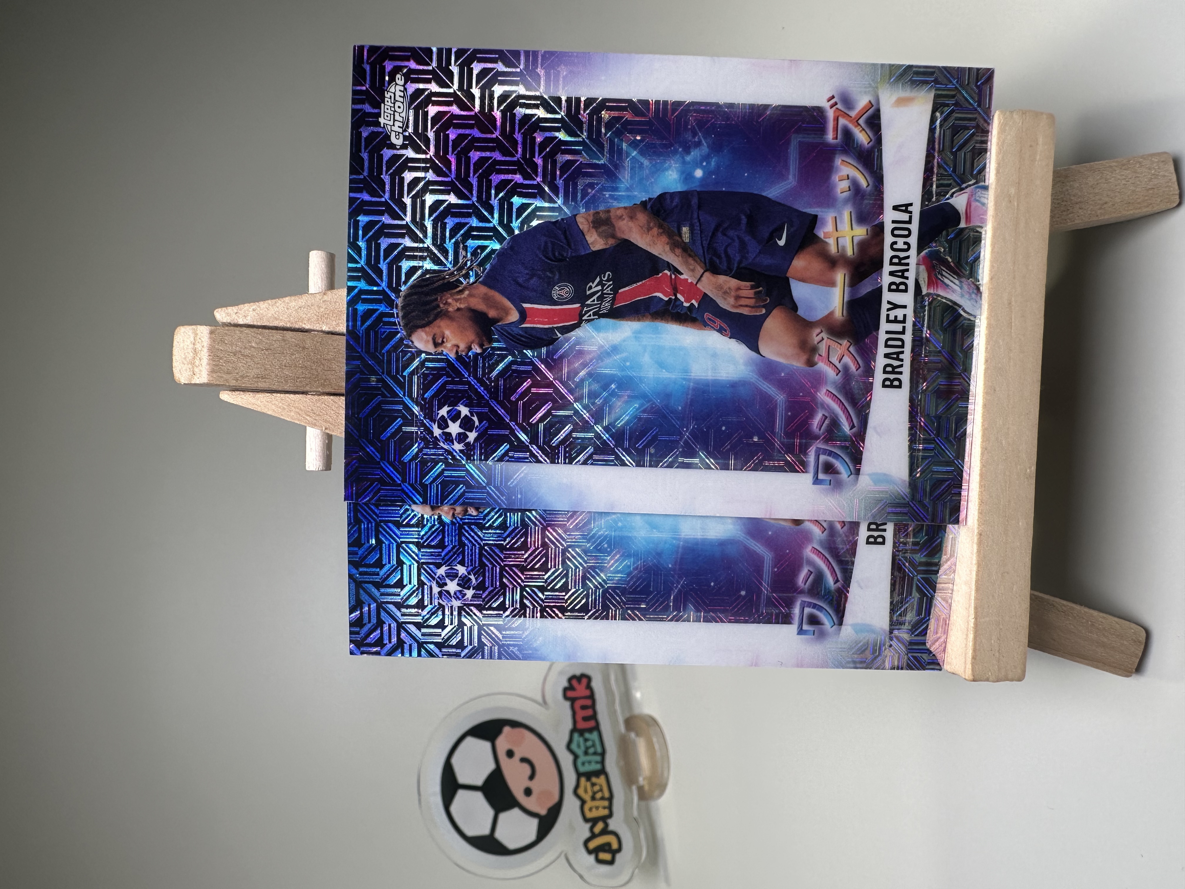 2024-25 Topps Chrome Bradley Barcola 欧冠TC日版 未来可期 巴尔科拉 巴黎圣日耳曼 法国 Mojo折 折射 两张打包 LOT 神奇小妖特卡 收藏必备 微瑕卡品如图