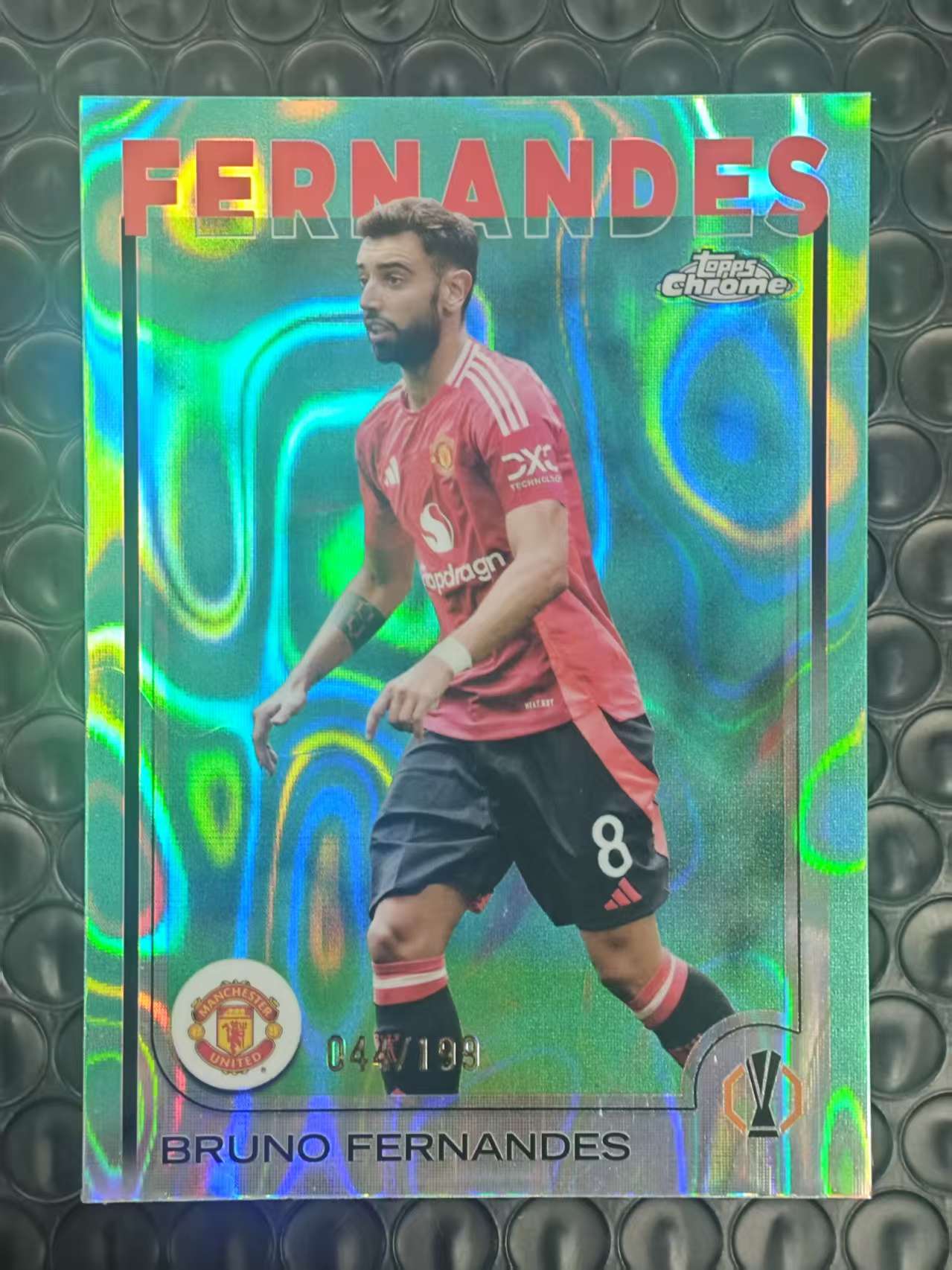 2025 Topps Chrome Bruno Fernandes 欧冠TC 曼联 葡萄牙 布鲁诺 费尔南德斯 B费 044/199编 青熔岩折 折射 微瑕 卡品如图【原地起飞卡社】MVP11.11