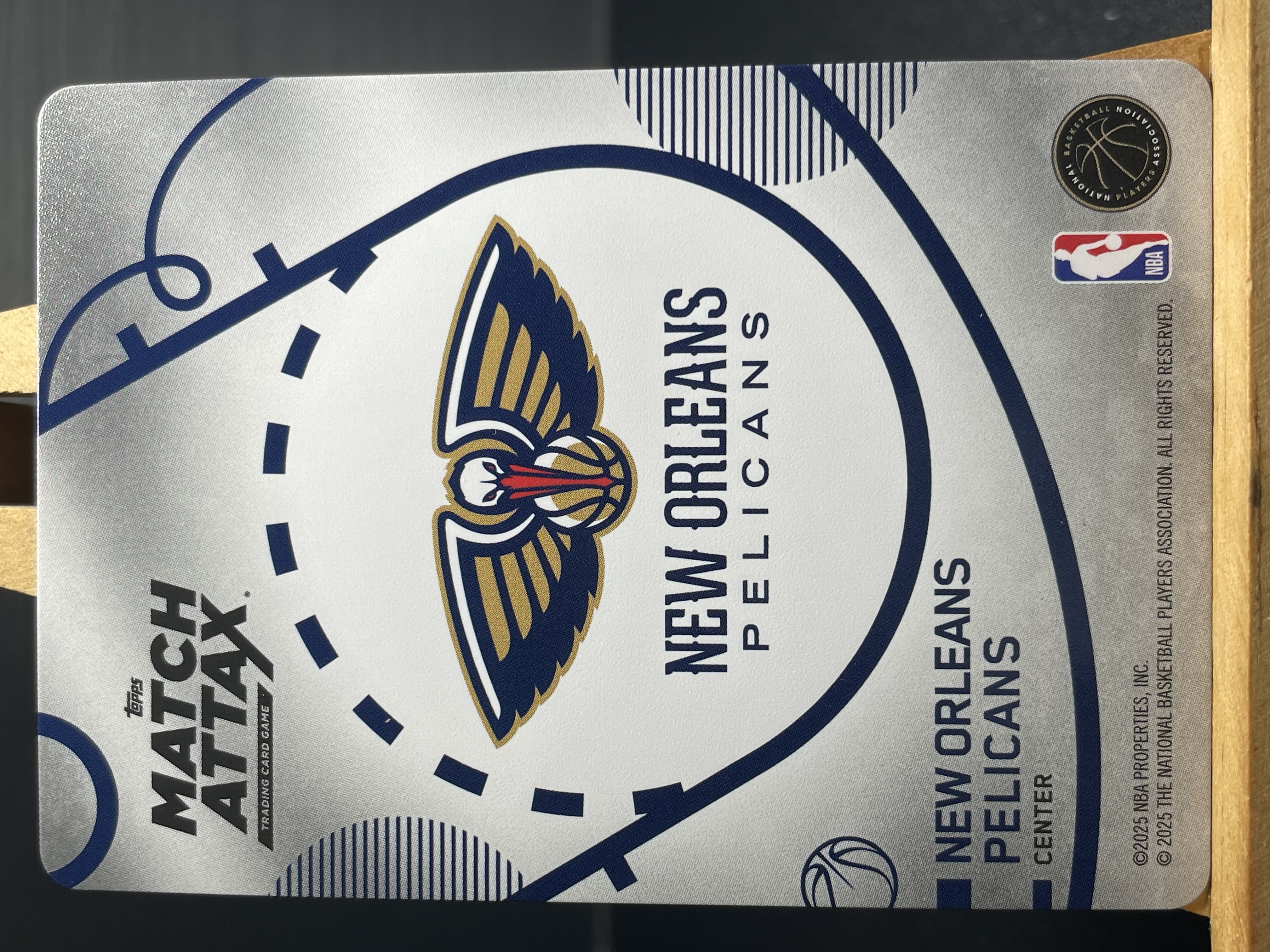 (T3) 2025 TOPPS 折射 伊夫 米西 鹈鹕 近期大热球星 收藏凑套必备 卡品如图 !!!