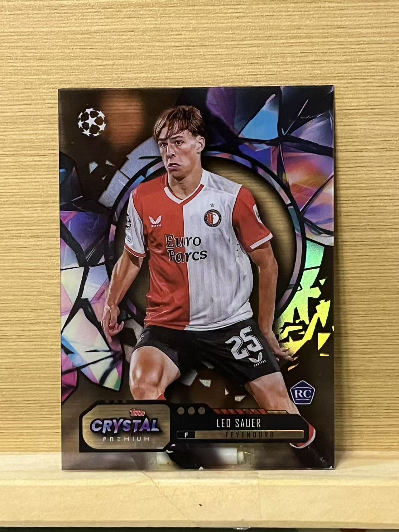 2024 Topps crystal Leo Sauer RC 萊奧 邵爾 新秀 費耶諾德 水晶 膠片 歐冠 銀折 實卡精美 收藏必備 A6