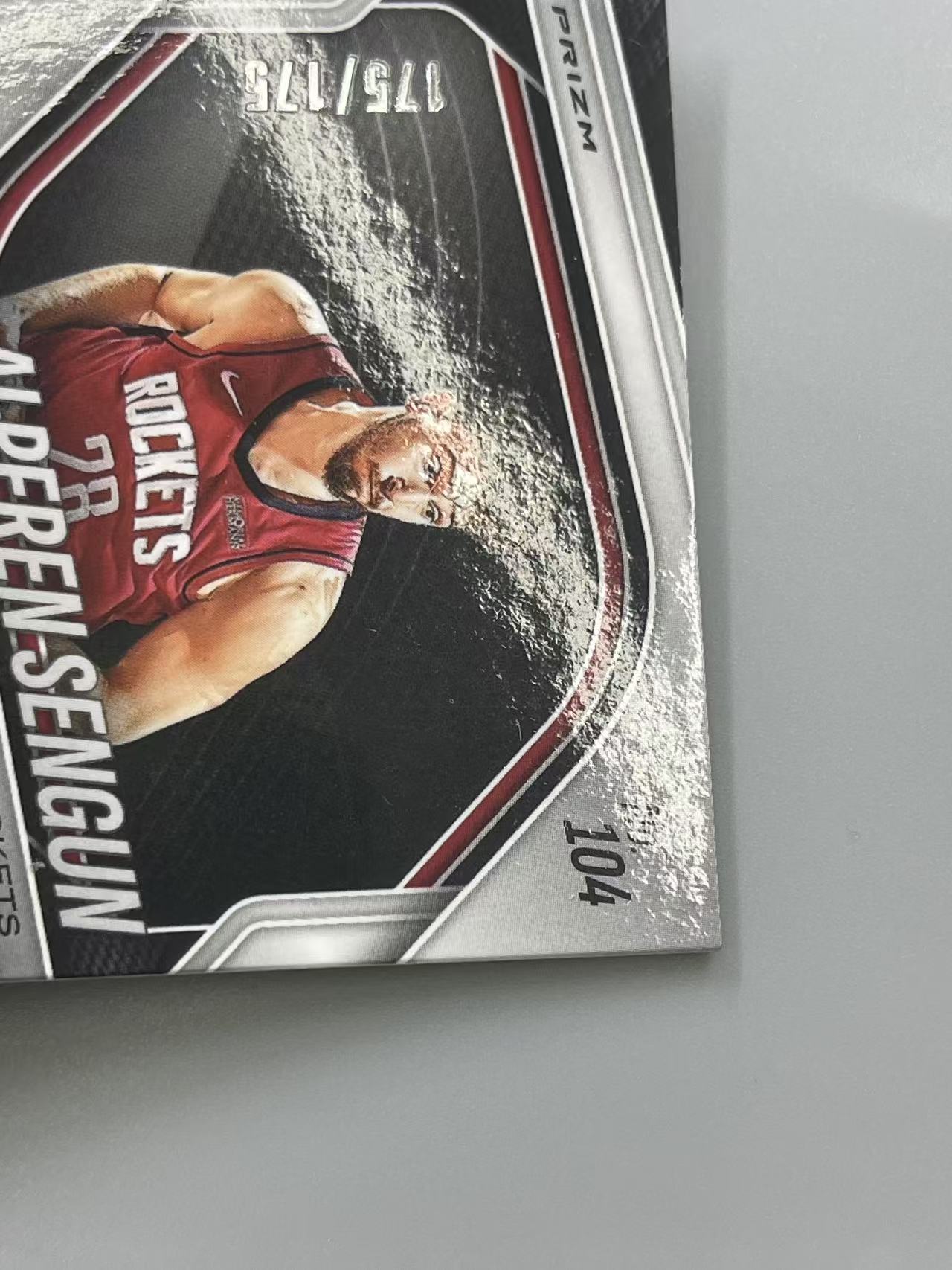 2024-25 Panini Prizm Alperen Sengun 【虾米】pz 火箭 阿尔佩伦 申京 175编 尾编 折射 瑕疵如图 收藏必备 点点
