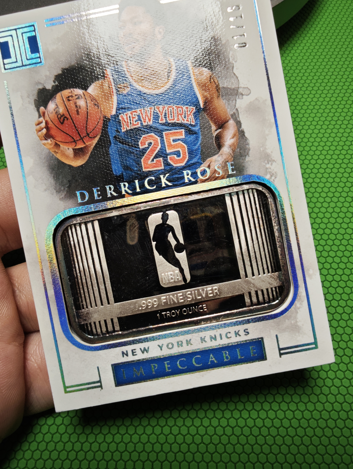 2016-17 Panini Impeccable Derrick Rose 小真金元年 尼克斯 德里克罗斯 风城玫瑰 01/16编首编银块 公牛同背 氧化如图黑了吧唧 介意勿拍