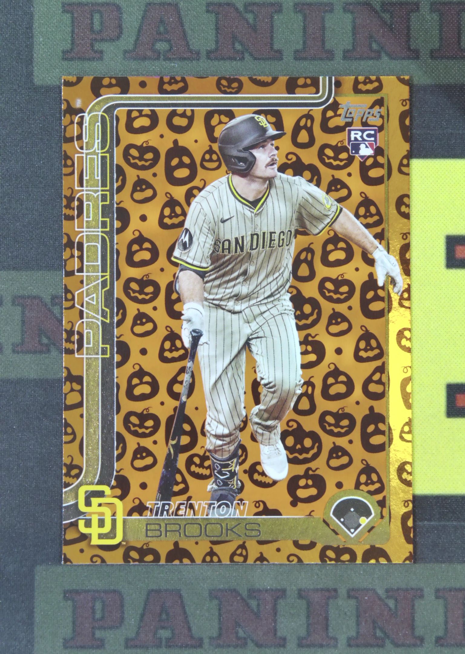 2025 Topps Update Trenton Brooks RC Nirvana Project 特雷顿 布鲁克斯 圣迭戈教士 新秀 南瓜折 折射 万圣节 比例 SP 卡品如图 收藏必备 吴¥