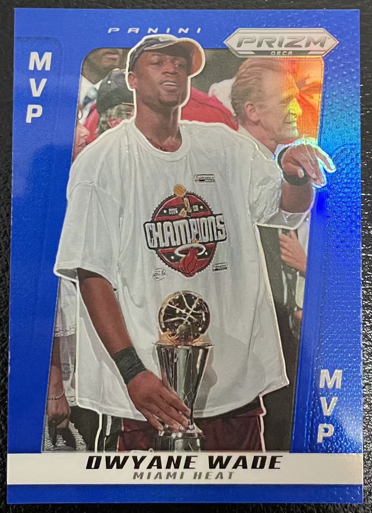 2024-25 Panini Prizm Dwyane Wade prizm 热火 德怀恩 韦德 闪电侠 66/149编 蓝折 卡品如图