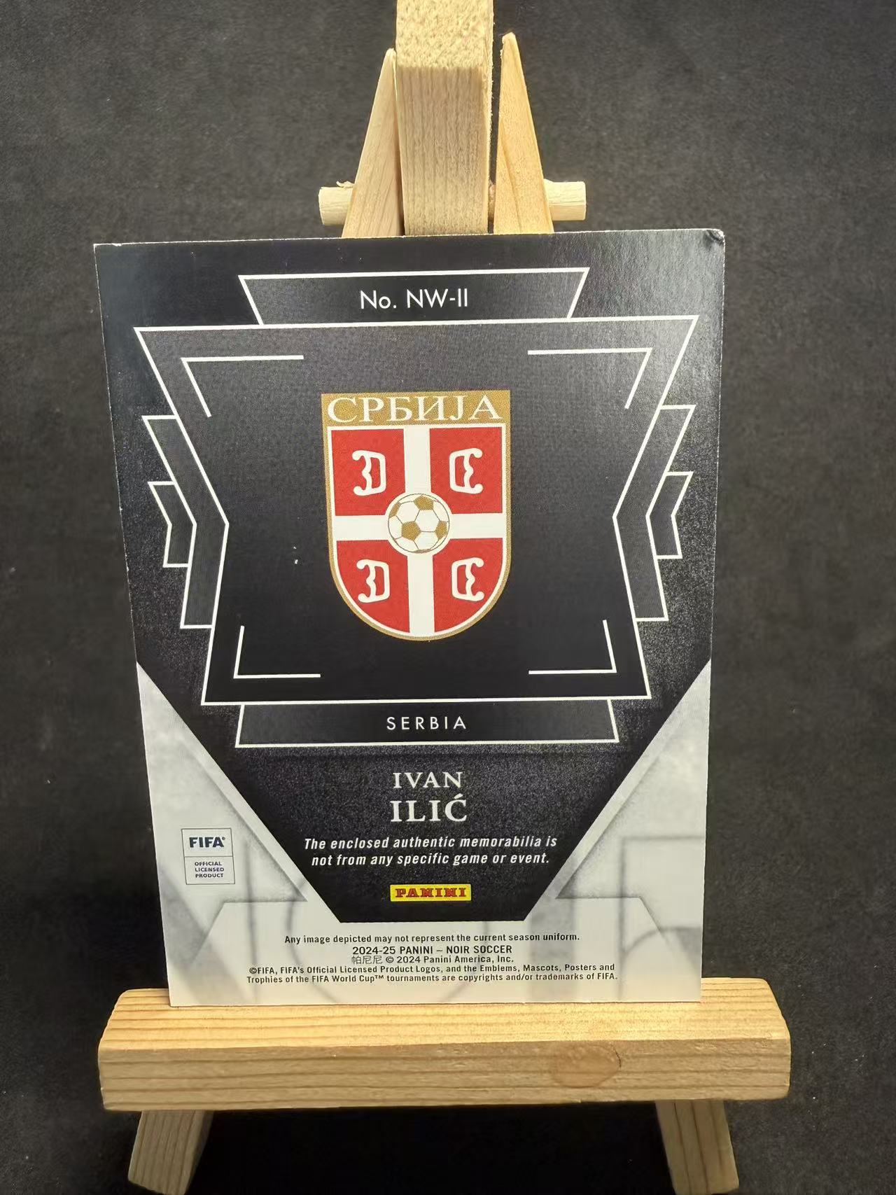 2024-25 Panini Noir ivan ilic 诺尔 塞维利亚 伊利奇 球衣物料切割 /65编 限量 默认瑕疵 介意勿拍 乐