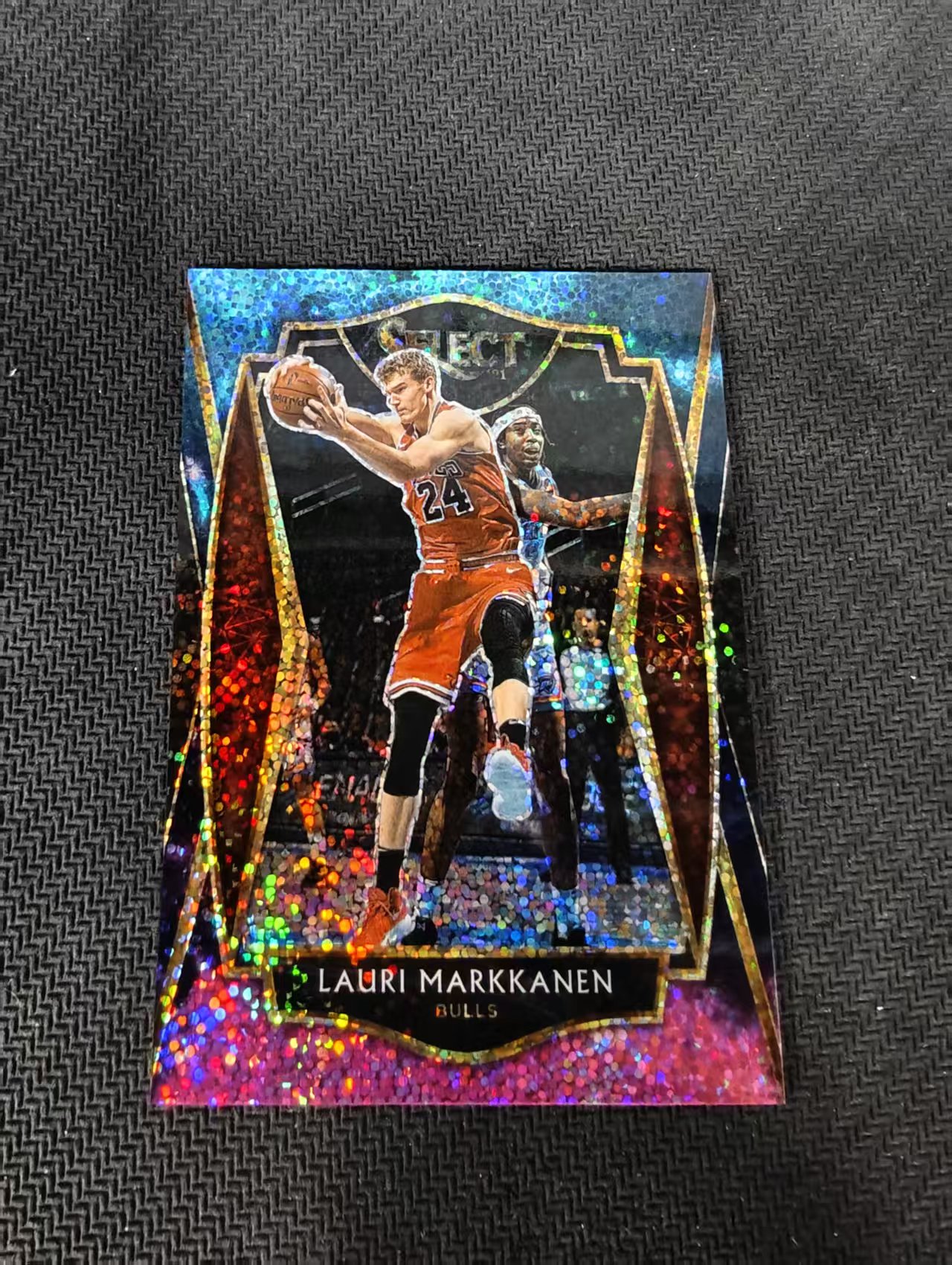 【可合并,不累计】2020-21 Panini Select Lauri Markkanen 公牛 马尔卡宁 二级 点点折 边角瑕疵
