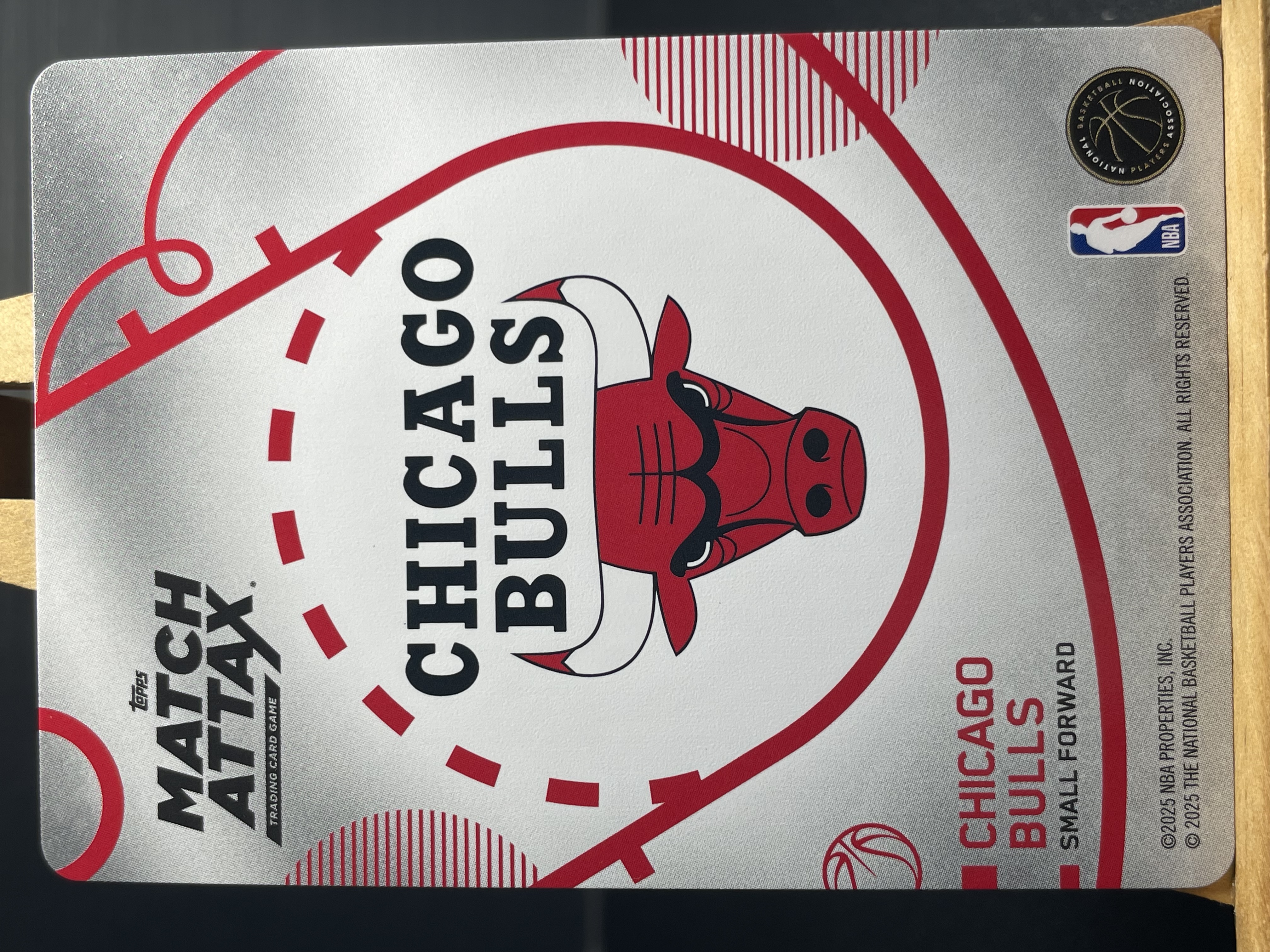 (T3) 2025 TOPPS 折射 马塔斯 布泽利斯 公牛 实卡好看 收藏凑套必备 卡品如图!!!