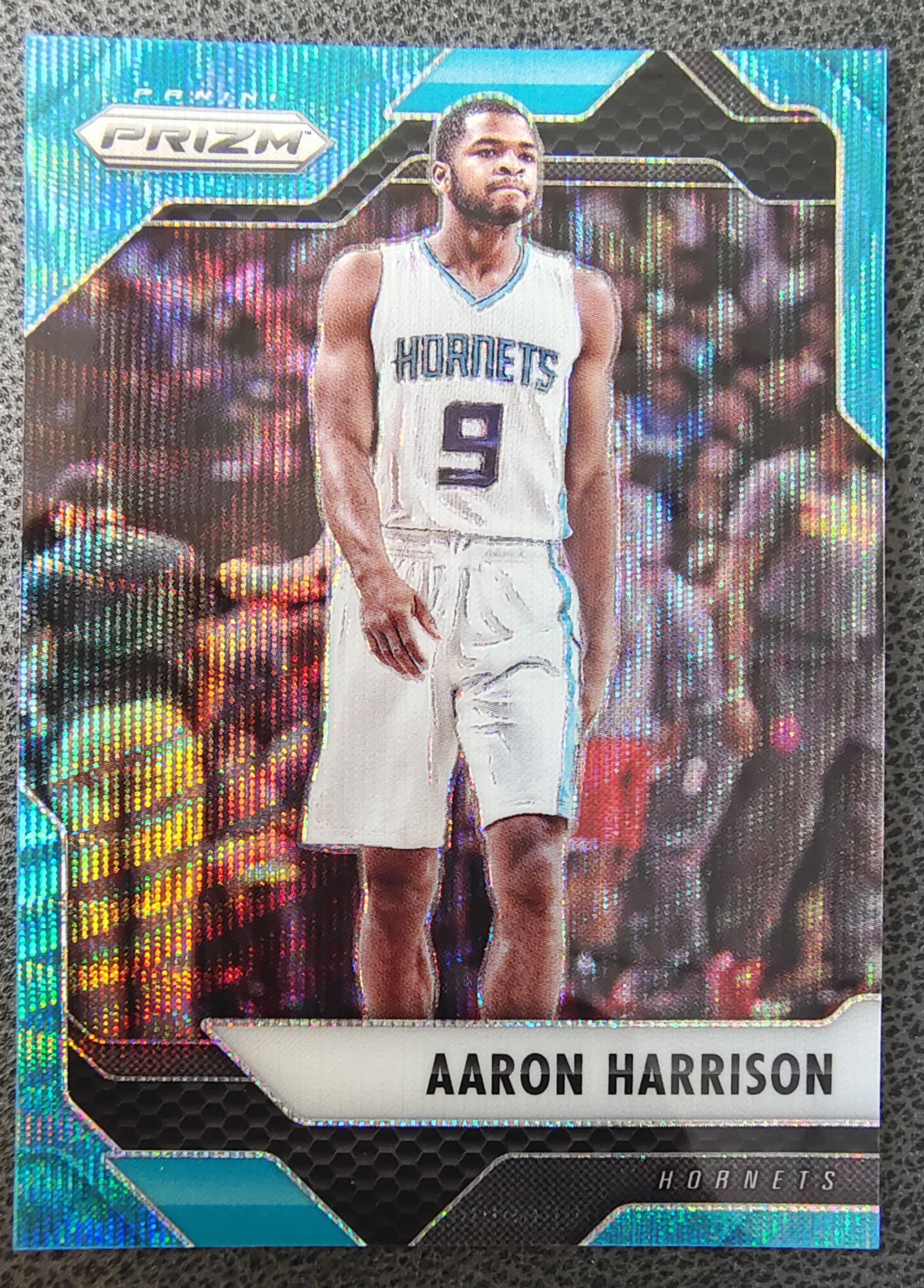 2016-17 Panini Prizm Aaron Harrison 夏洛特 黄蜂队 阿隆 哈里森 湖水蓝折 17/25编