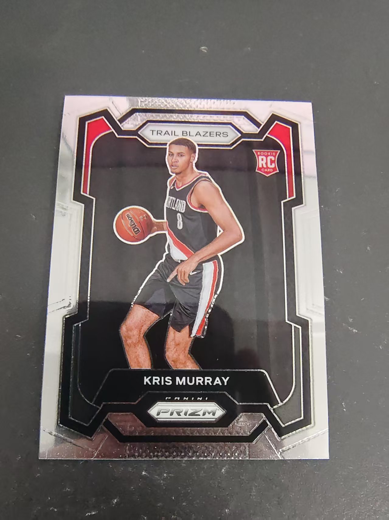 【可合并,不累计】2023-24 Panini Prizm Kris Murray RC 开拓者 克里斯穆雷 新秀 PZ 划痕 边角微瑕 #142