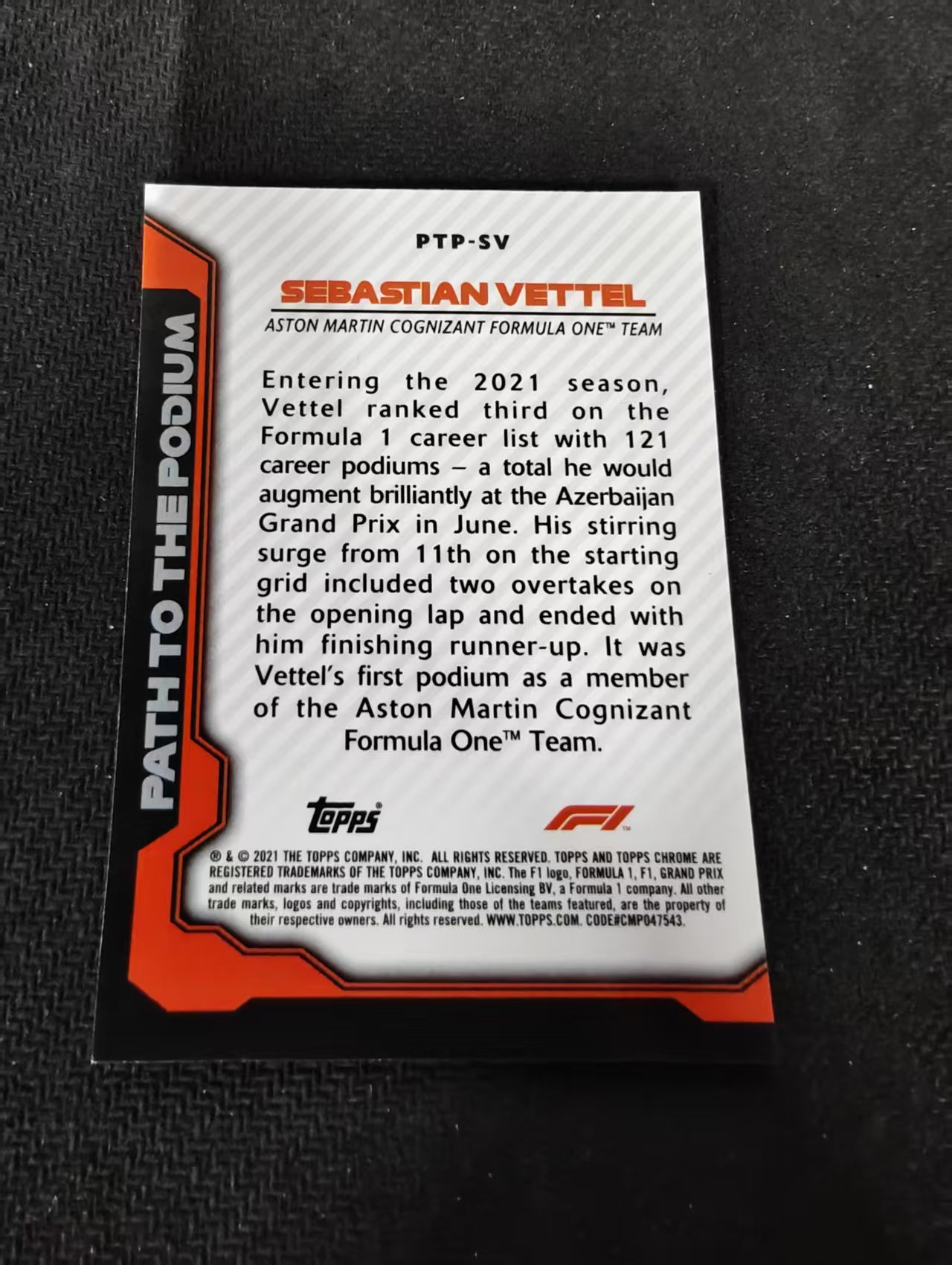 2021 TOPPS F1 CHROME Sebastian Vettel 阿斯顿马丁瓦特尔 银折 the podium特卡 划痕 边角瑕疵 #SV