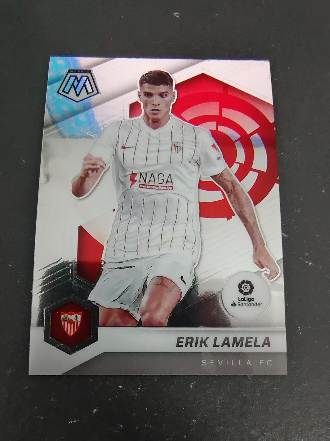 【可合并,不累计】2021-22 Panini Mosaic Erik Lamela 塞维利亚 阿根廷 热刺 拉梅拉 马赛克 西甲 划痕 边角瑕疵 #183