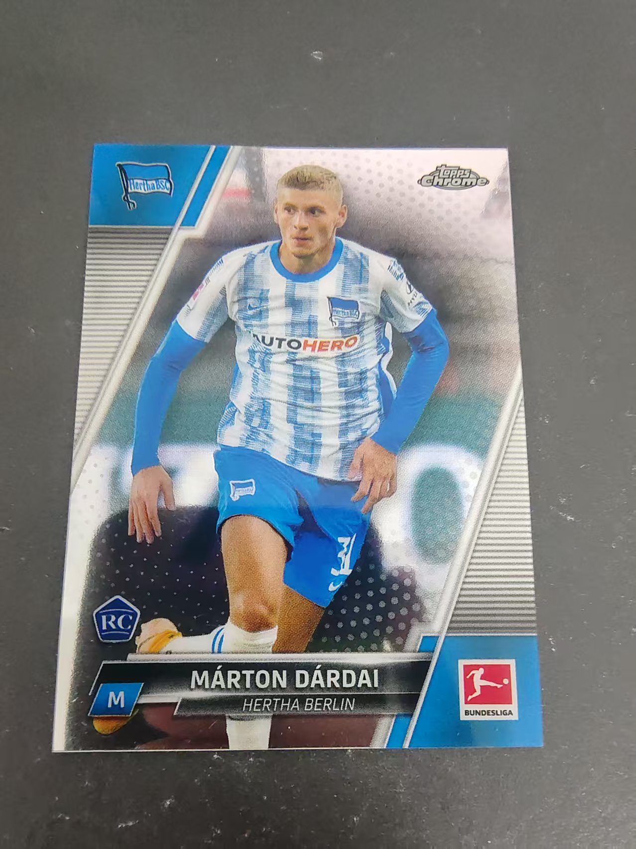 【可合并，不累计】2022 topps Chrome marton dardai 德甲 柏林赫塔 达尔代伊 RC 新秀 划痕 边角瑕疵 #8