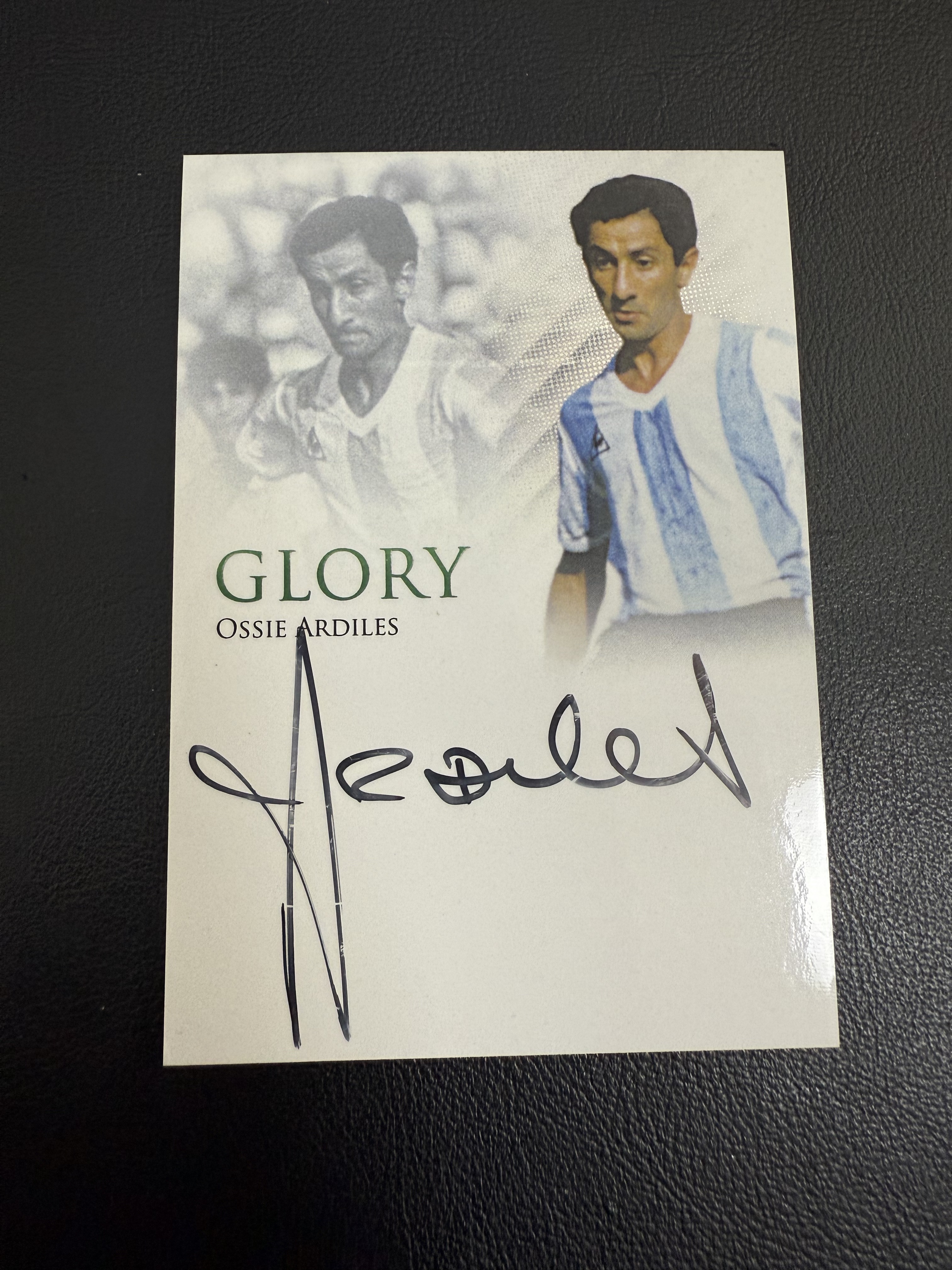 2025 Futera Futera Unique Ossie Ardiles 阿根廷 奥斯瓦尔多 阿尔迪列斯 6/6尾编 签字 卡签 卡品如图 只合并当日订单【金叔代拍 秦月】