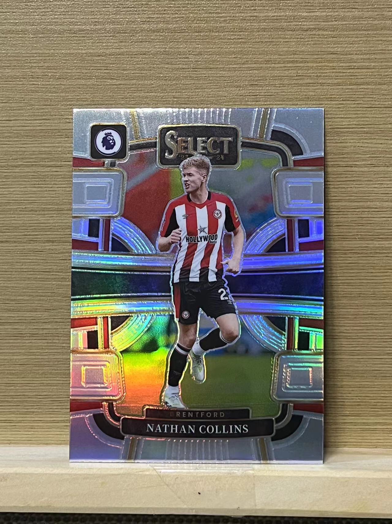 2023-24 Panini Select Nathan Collins 纳桑 科林斯 布伦特福德 英超 银折 卡品如图 收藏凑套必备 A45