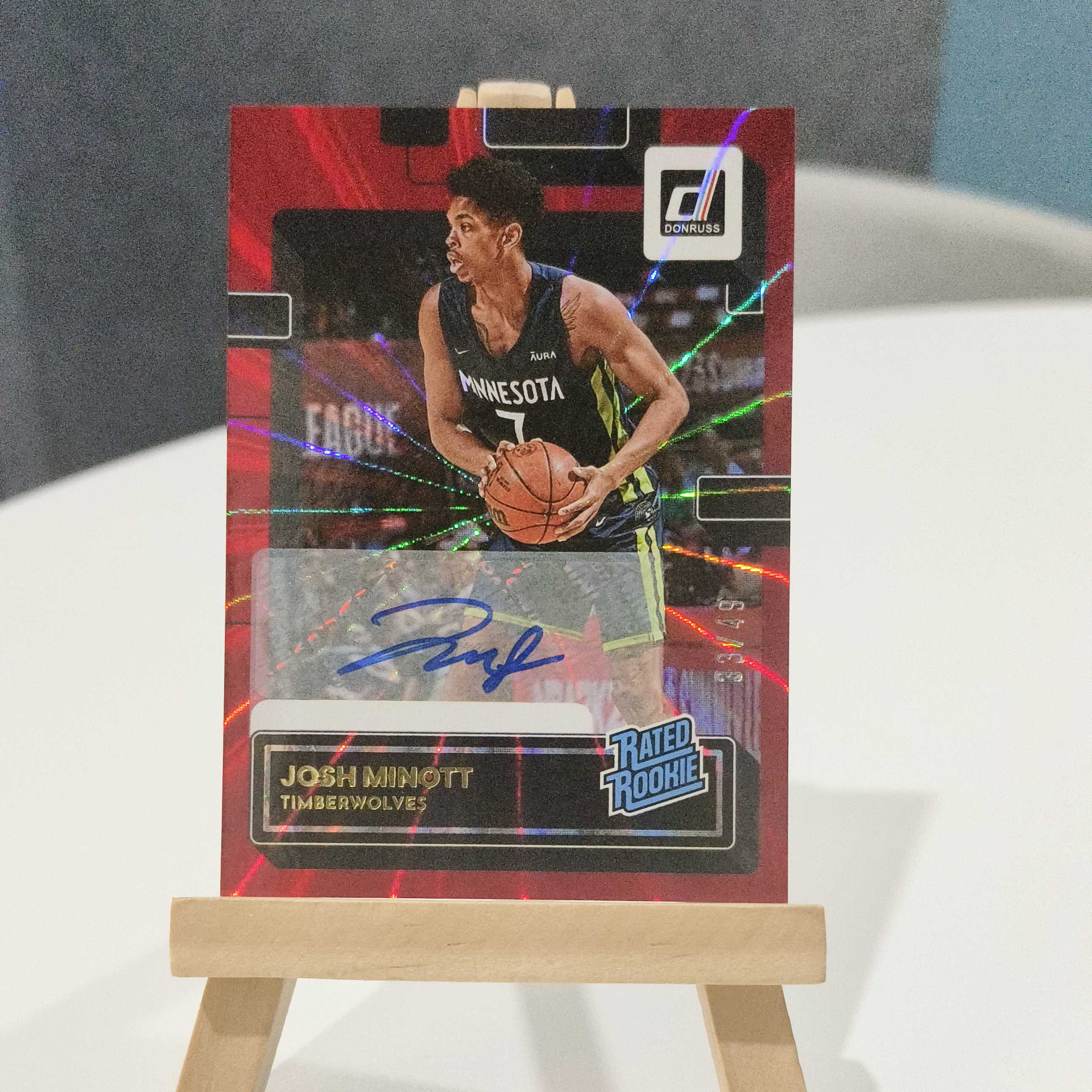 2022-23 PANINI DONRUSS OPTIC 杜蕾斯系列 森林狼 新秀RC 约什米诺特 /49编 签字卡 红佛光折 折射 凯尔特人首发 未来可期