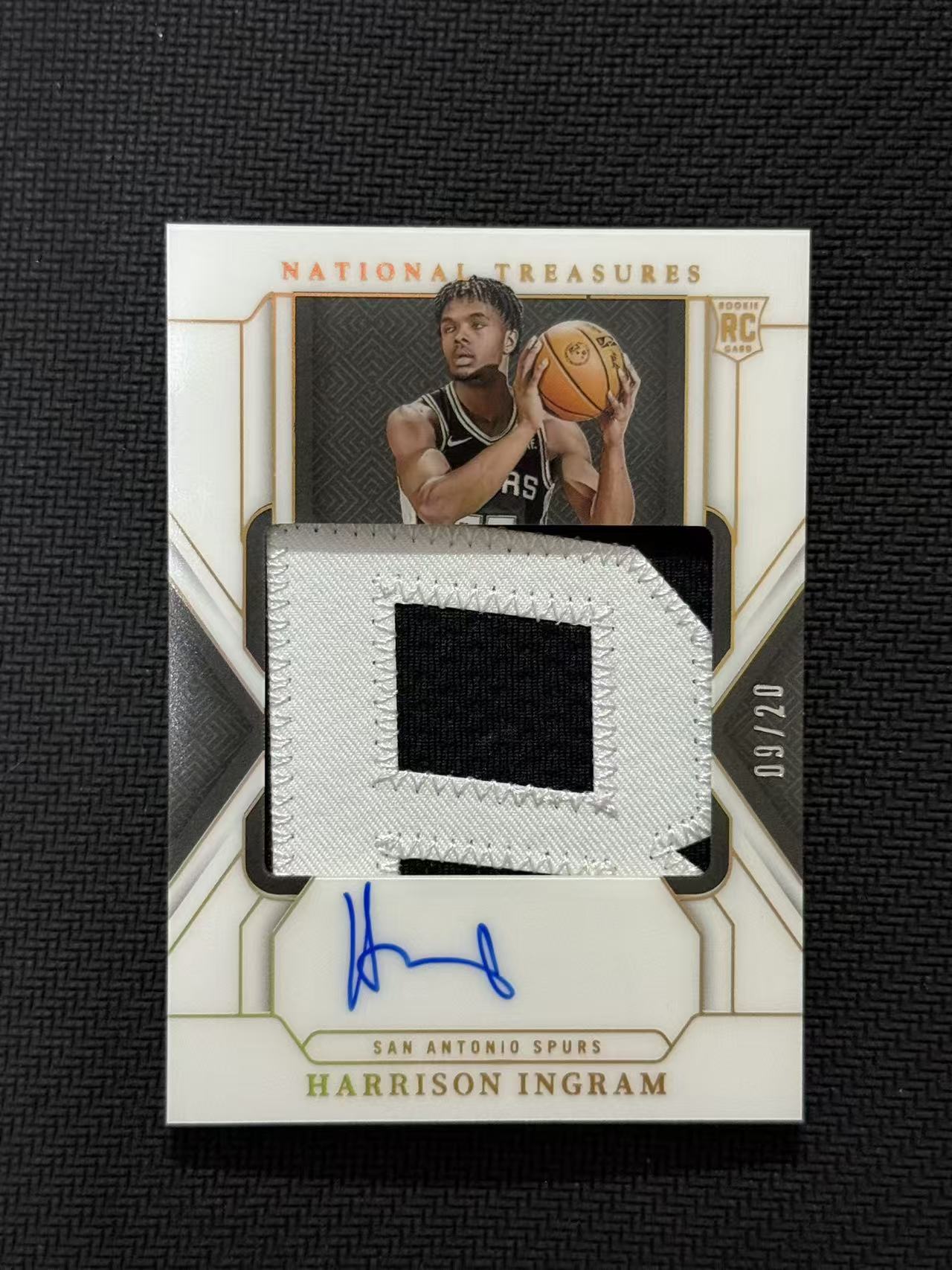 2024-25 Panini National Treasures Harrison Ingram RC 国宝 马刺 哈里森 英格拉姆 09/20编 RPA 镜面 签字 卡签 先行 卡品如图 老公DR