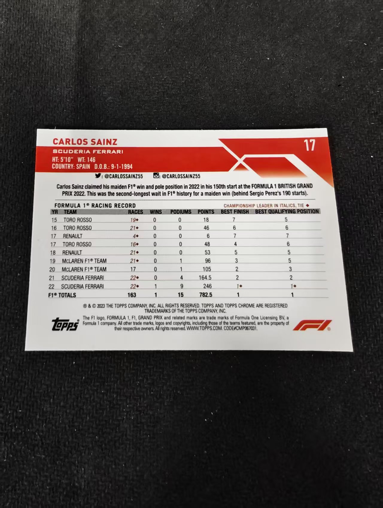 2023 Topps Chrome F1 Carlos Sainz 卡洛斯 赛恩斯 法拉利车队 划痕 边角瑕疵 #17