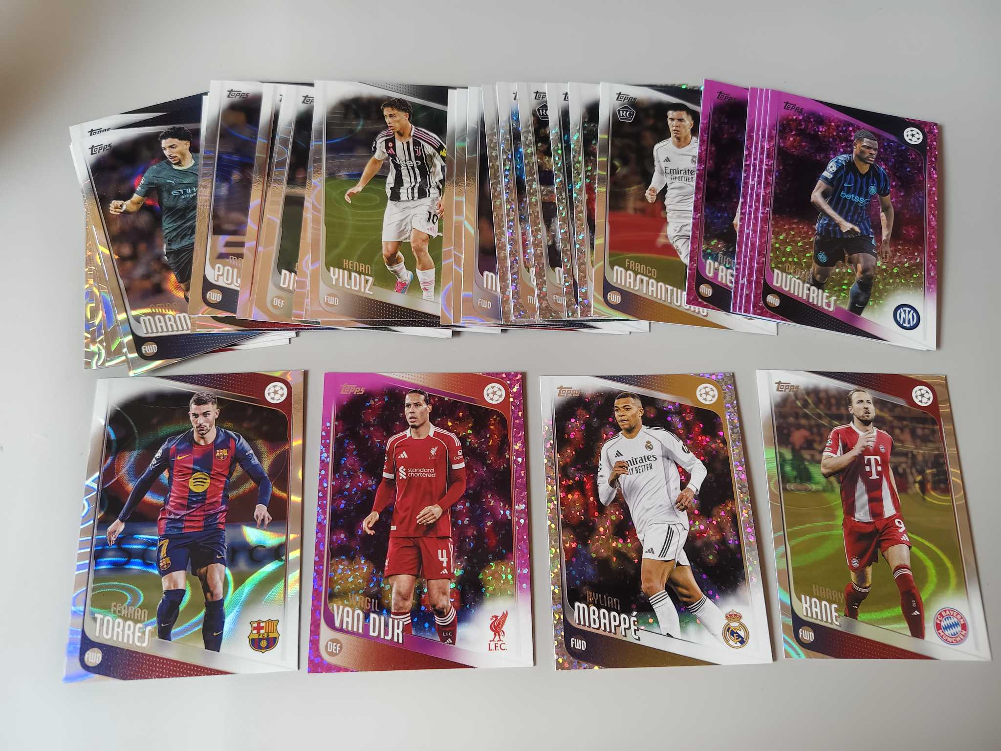 【佩妮拍卖】2025-26 topps ucc 欧冠 mbappe 皇马 姆巴佩 利物浦 范戴克 拜仁 凯恩 巴萨 托雷斯 一图打包lot123 拍前请阅读描述 许哥0120