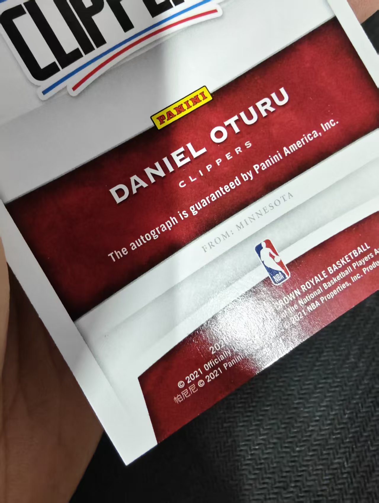 【汽水拍卖】2020-21 Panini Crown Royale Daniel Oturu RC 皇冠 快船 新秀rc 丹尼尔 奥图鲁 异形 签字 99编 微瑕如图