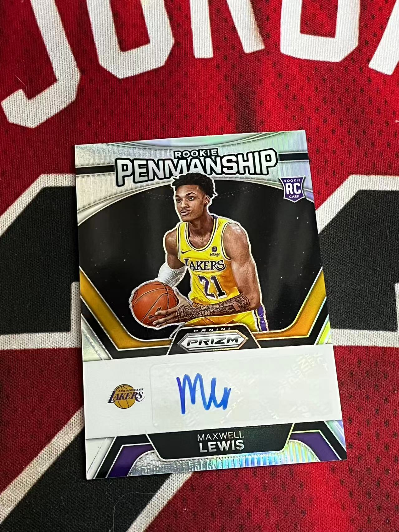 【接寄拍费率低至5%含卡淘手续费】2023-24 PANINI PRIZM PZ 湖人 新秀RC 马克斯维尔刘易斯 签字卡 正新秀书法签 银折 折射 专收凑套必备【烂臭嘴拍卖】