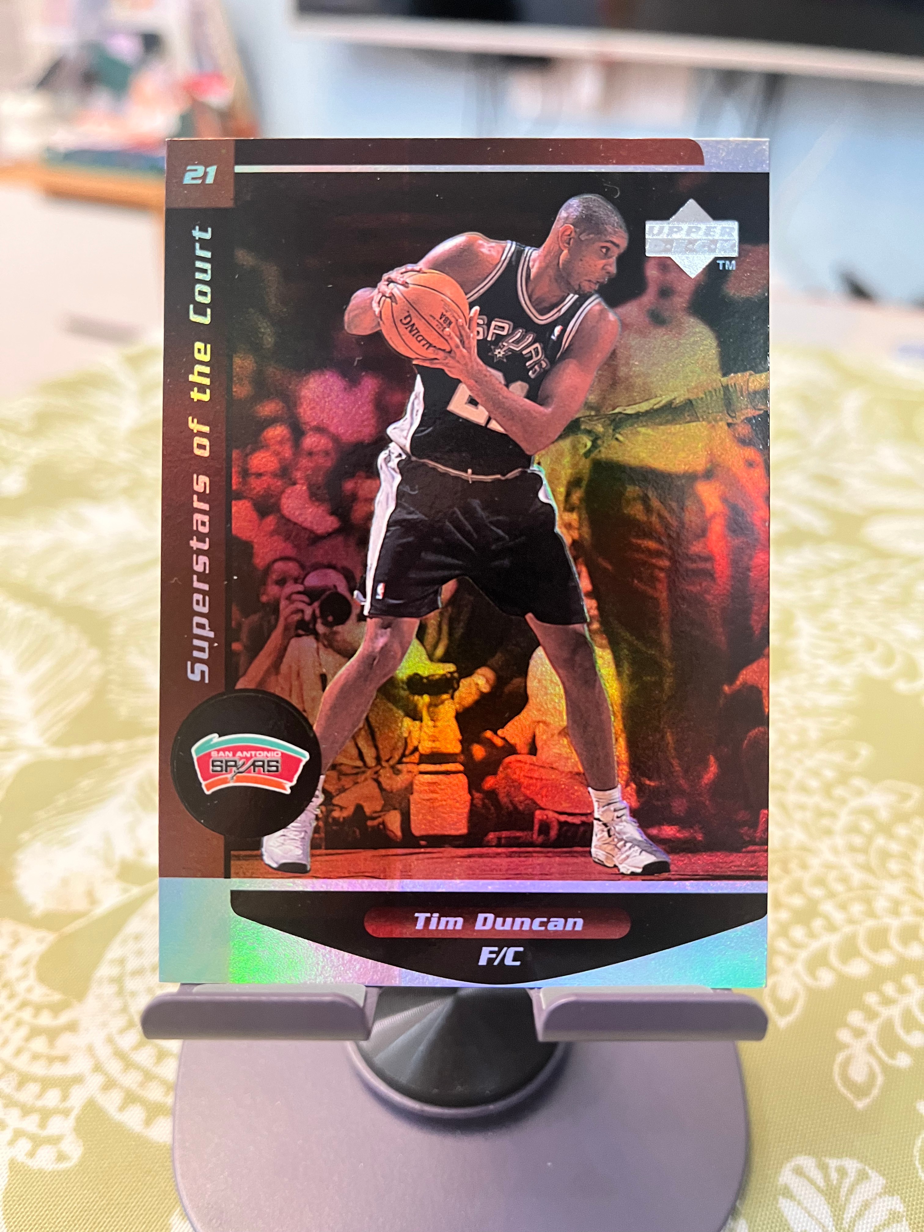 1998 Upper Deck 老卡 老特 Tim Duncan 蒂姆 邓肯 石佛 马刺【折射 SUPERSTARS OF THE COURT】【边角瑕疵如图 介意勿拍】#1011
