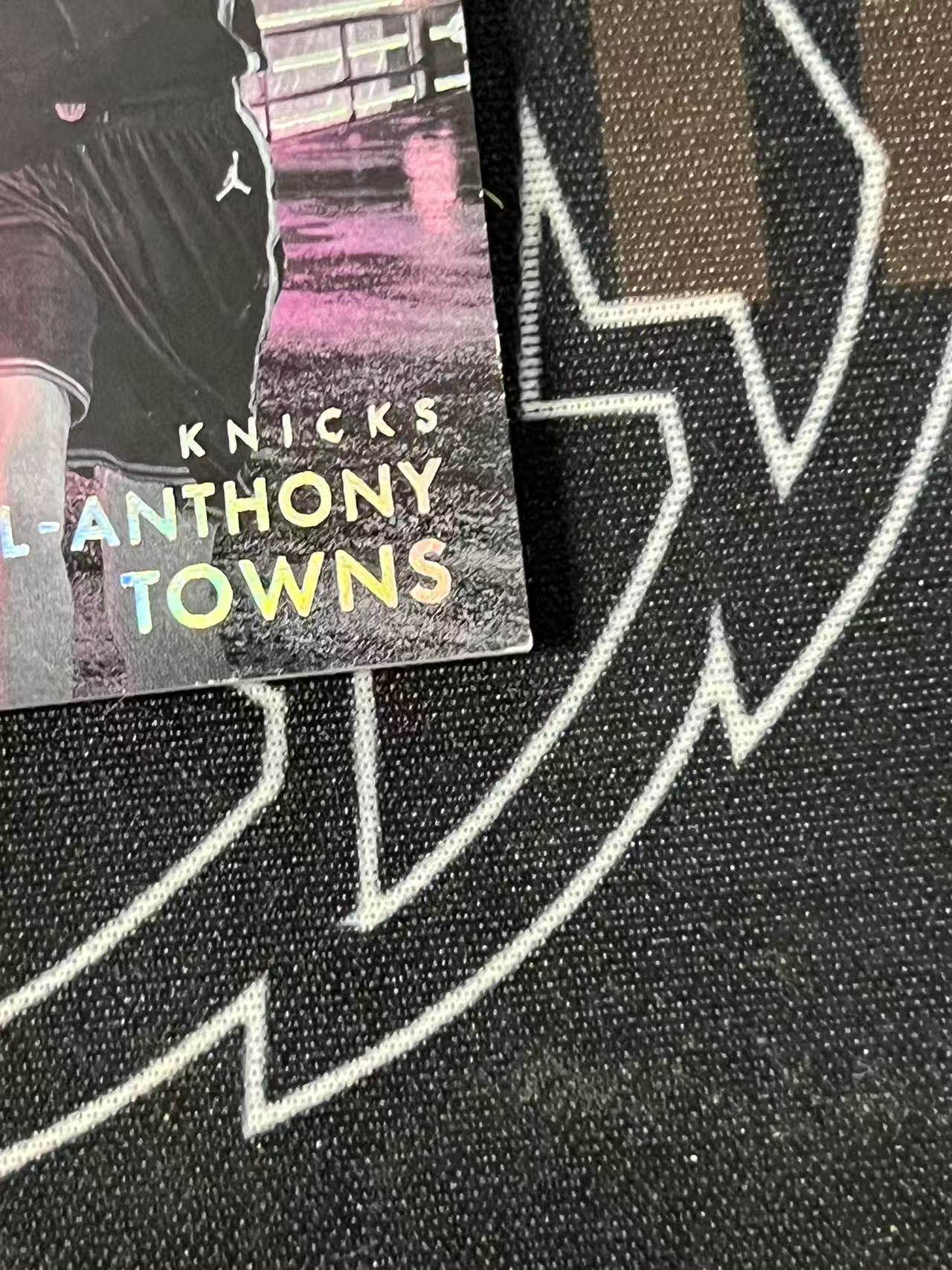 2024-25 Panini Noir Karl Anthony Towns 【UTF球星卡】fr4 卡尔 安东尼 唐斯 诺尔 霓虹灯 签字 卡签 49编 纽约中锋 森林狼 瑕疵如图