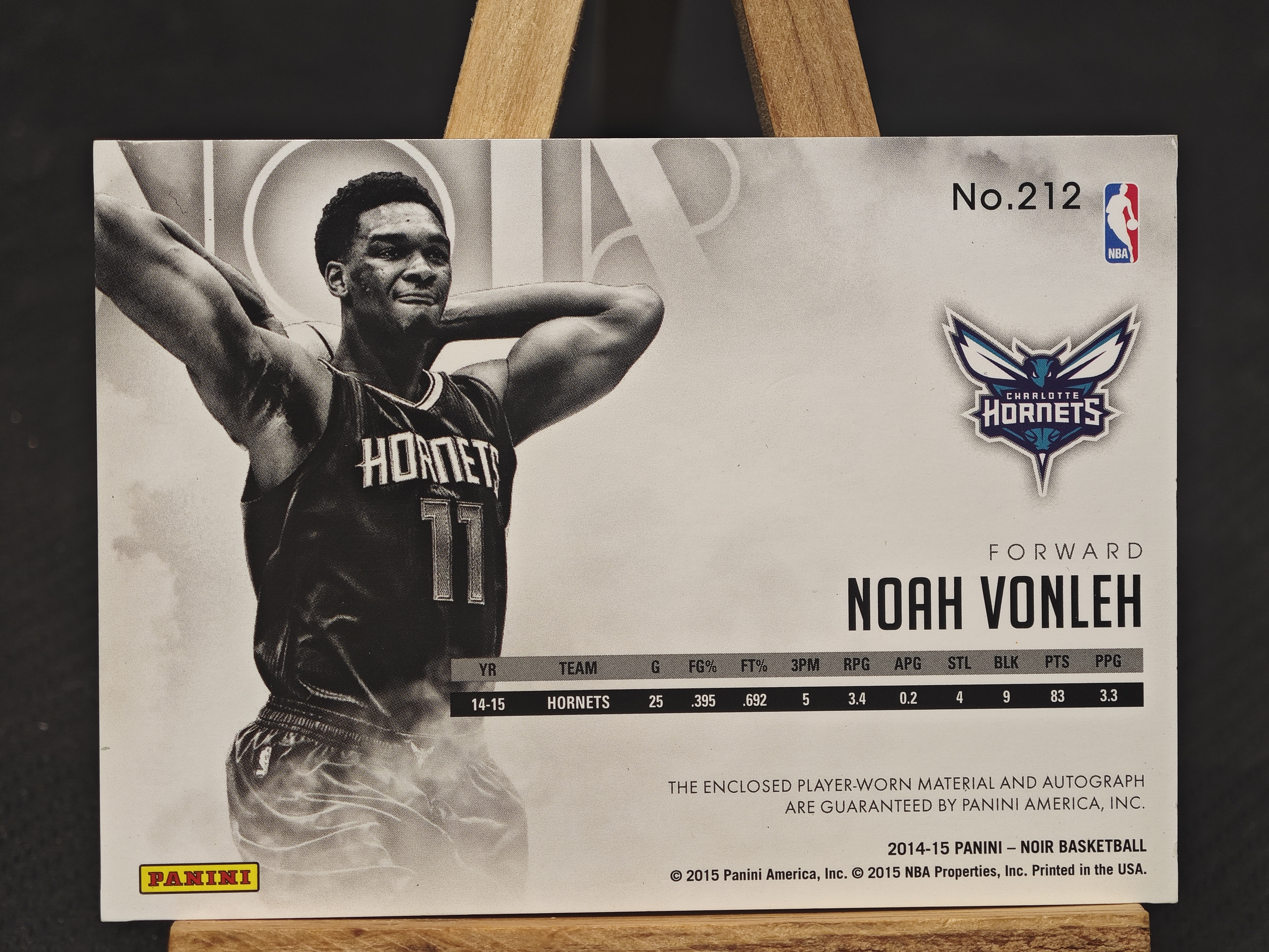 2014-15 Panini Noir Noah Vonleh RC #212 新秀年 诺尔 诺阿 冯莱 签字 卡签 暴力 切割 99编 球衣物料 PATCH 通行卡品 叉叉拍卖