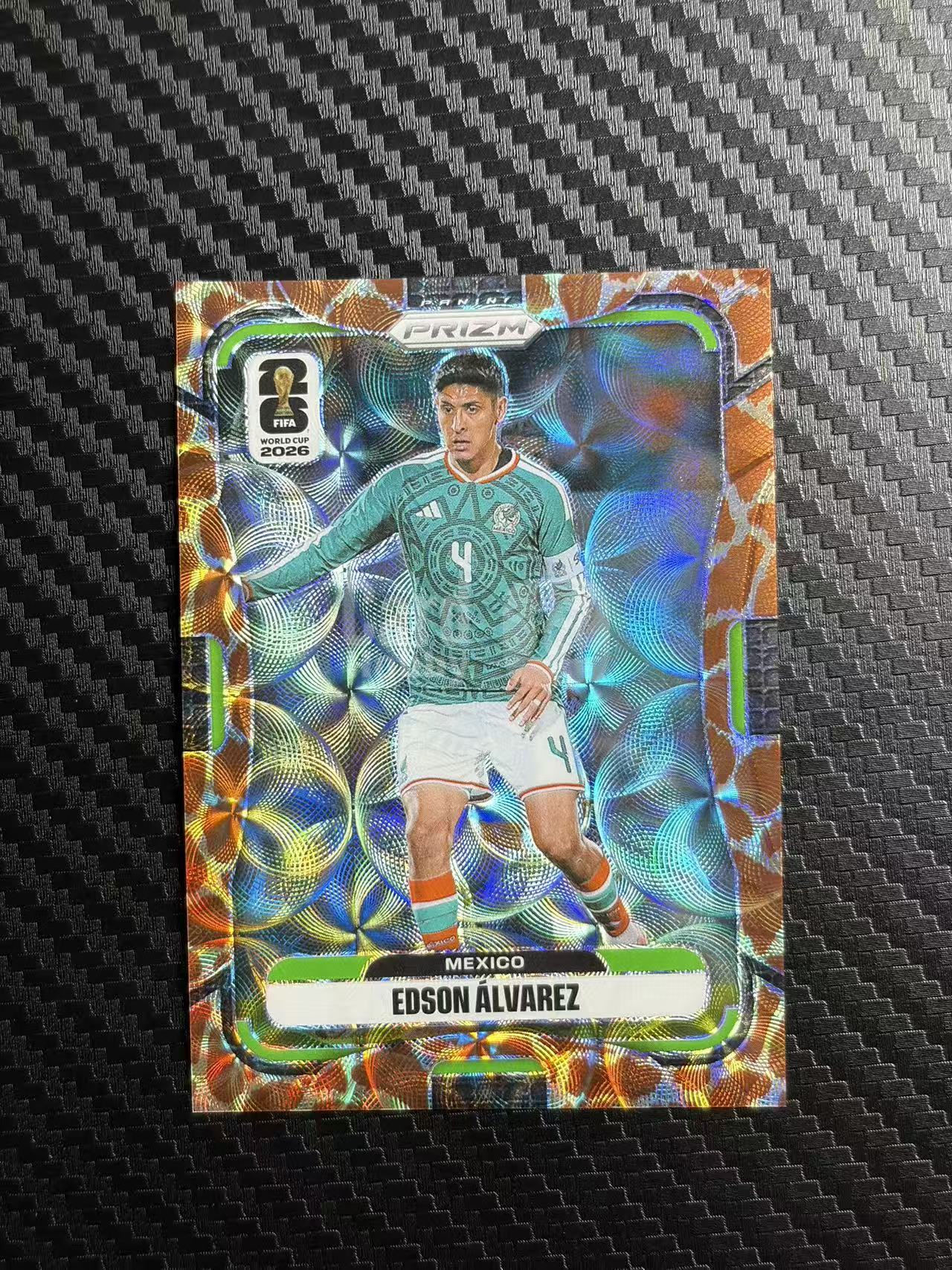 2026 Panini Prizm Edson Alvarez 世界杯pz 埃德松 阿尔瓦雷斯 墨西哥 长颈鹿折 动物折 大比例 SSP 卡品如图 拍前看描述 只合并当天 不累计