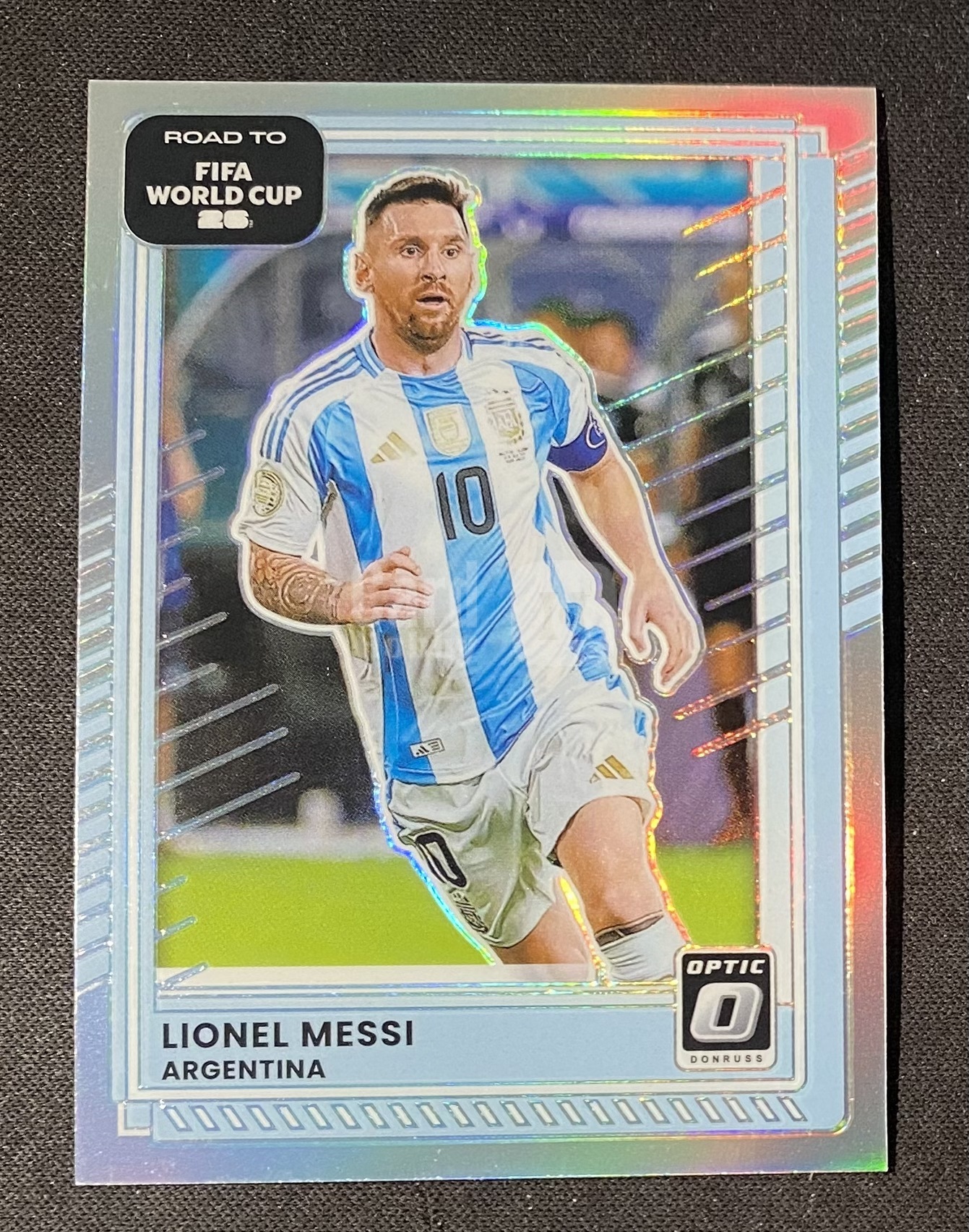 2025-26 Panini Donruss Lionel Messi 【来拆波卡】杜蕾斯 阿根廷 球王 梅西 Optic 银折 1 jjdk
