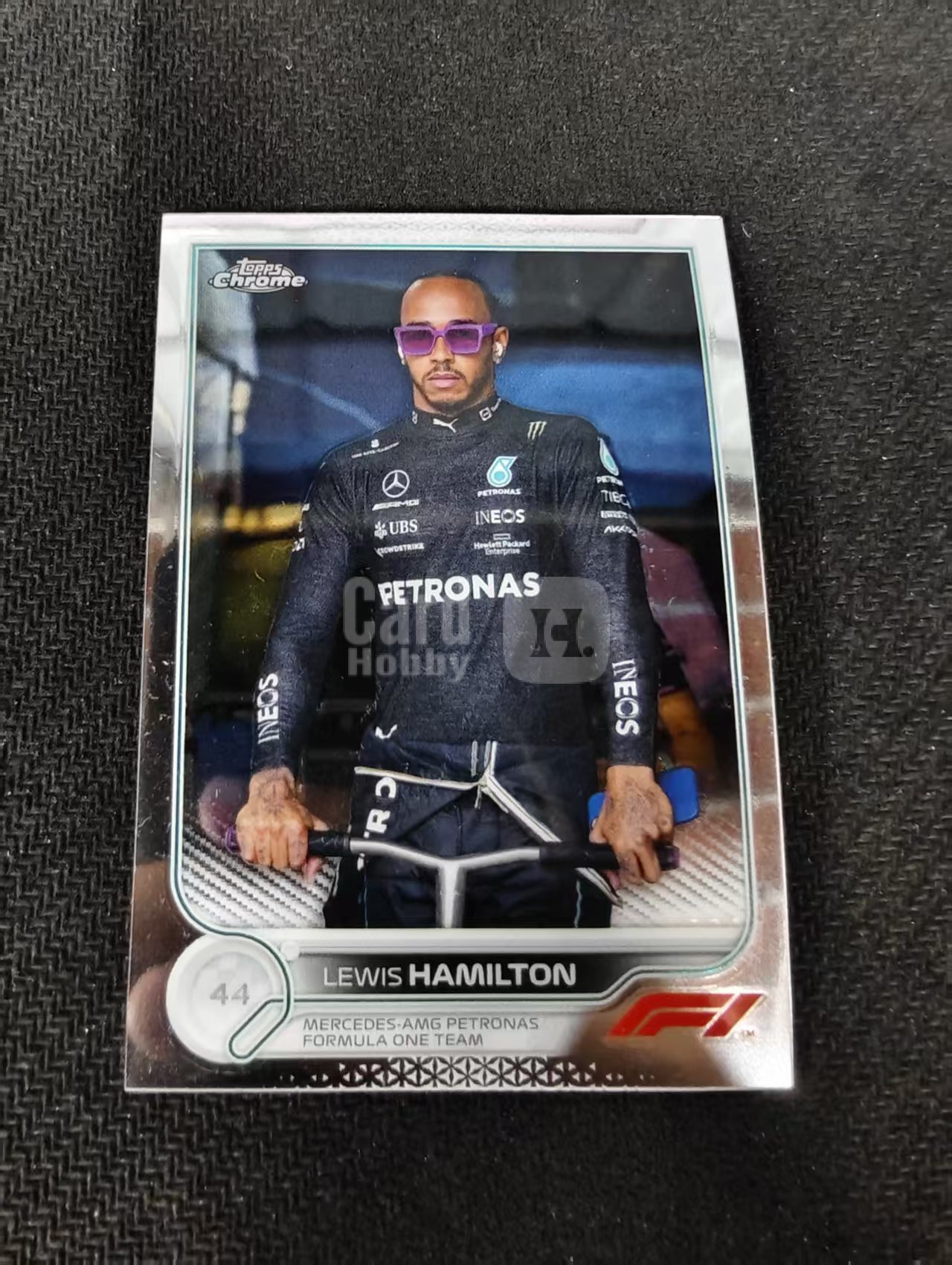 2022 Topps Chrome F1 Lewis Hamilton 刘易斯 汉密尔顿 AMG梅赛德斯奔驰 划痕 边角瑕疵 #8