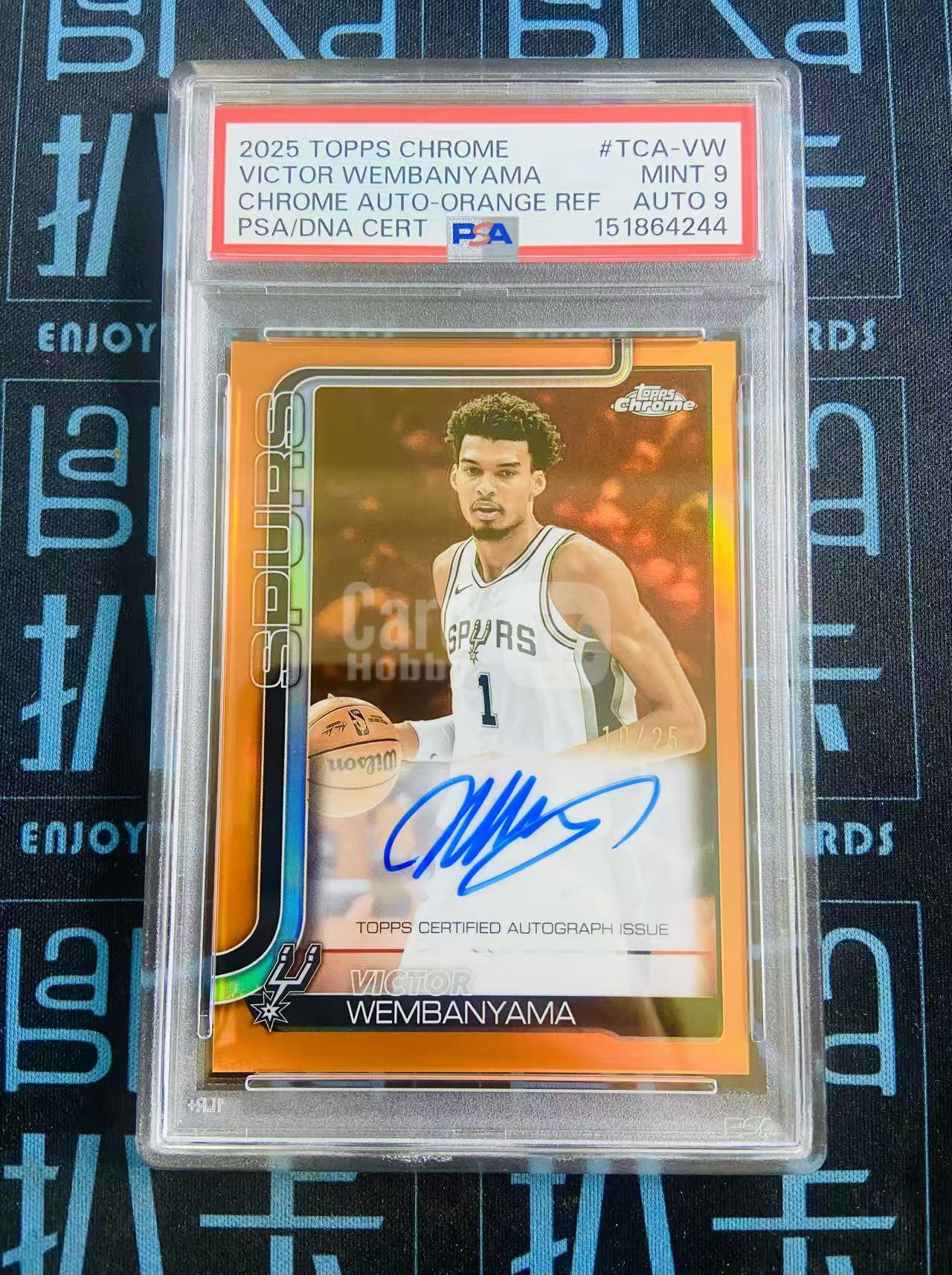 【扒卡拍卖 拍前请读描述】2025 Topps Chrome Victor Wembanyama TC 文班亚马 /25编 橙折 最正的一版 签字 卡签 Auto 低编SSP PSA9分 马刺 大热状元 系列HIT 无敌大炮1002BK02