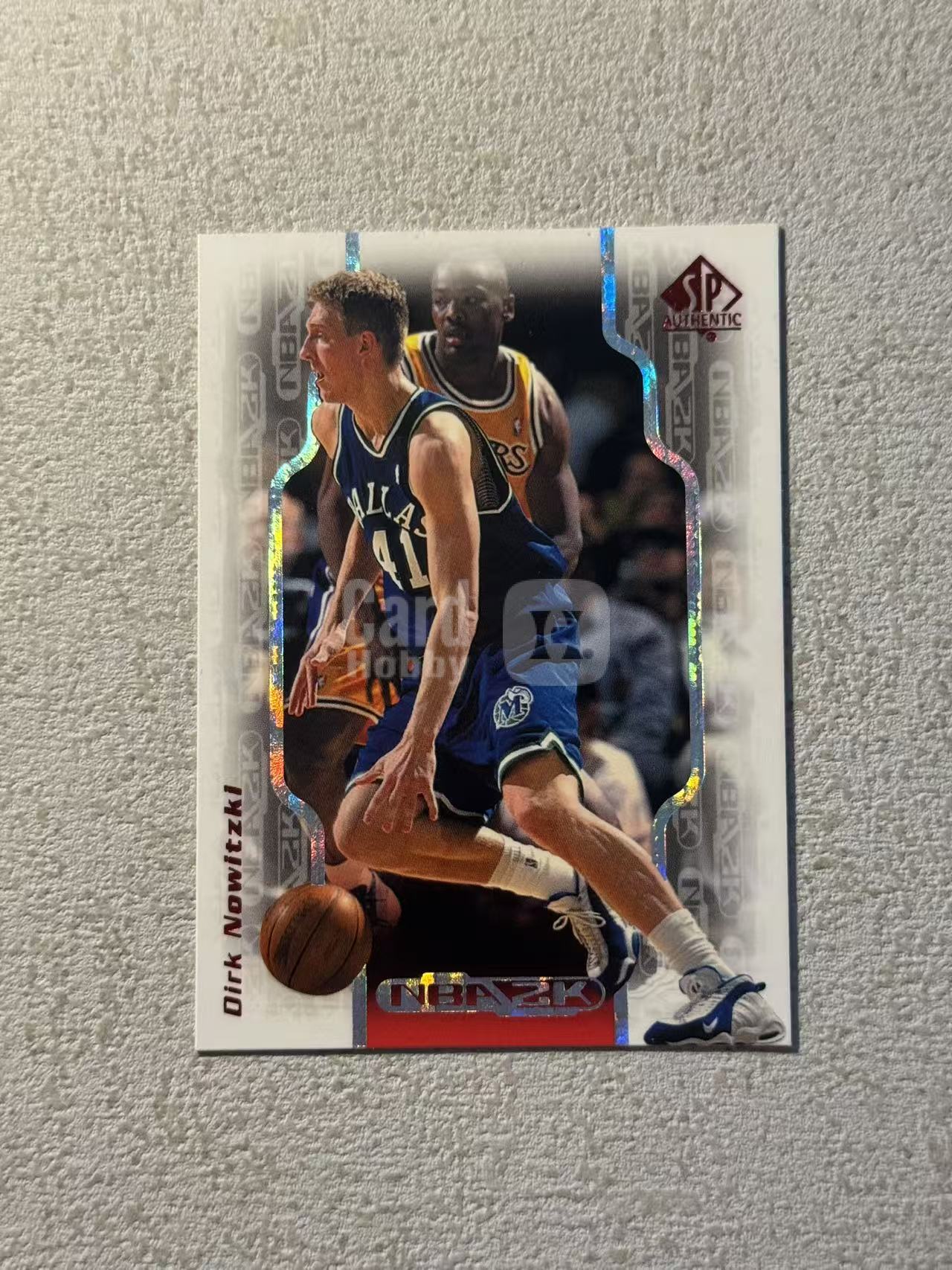 1999 Upper Deck SP Authentic Dirk Nowitzki RC ud 小牛 新秀rc 德克 诺维茨基 大比例 新秀年 特卡 折射 sp 经典选图 收藏必备