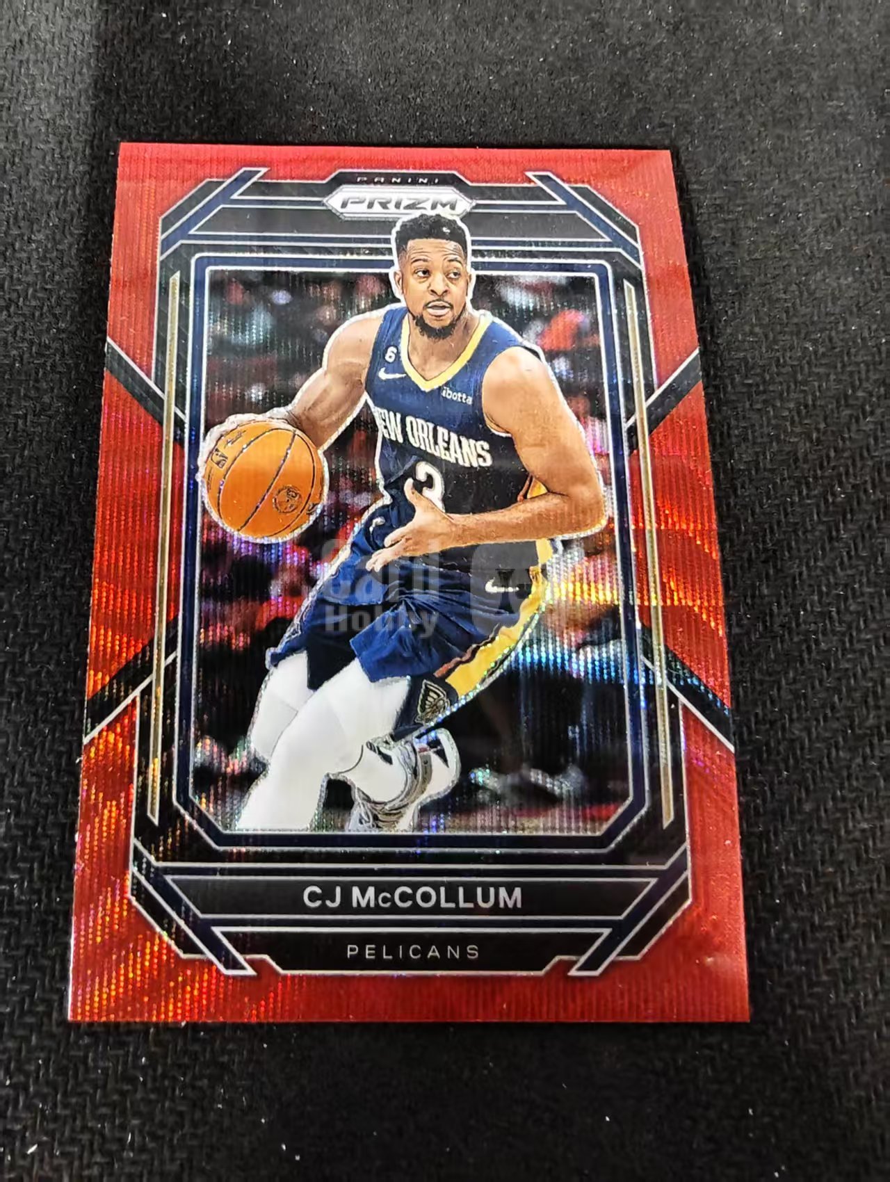 2022-23 Panini Prizm Cj Mccollum CJ 麦科勒姆 鹈鹕 红波纹 PZ 划痕 边角瑕疵 #202