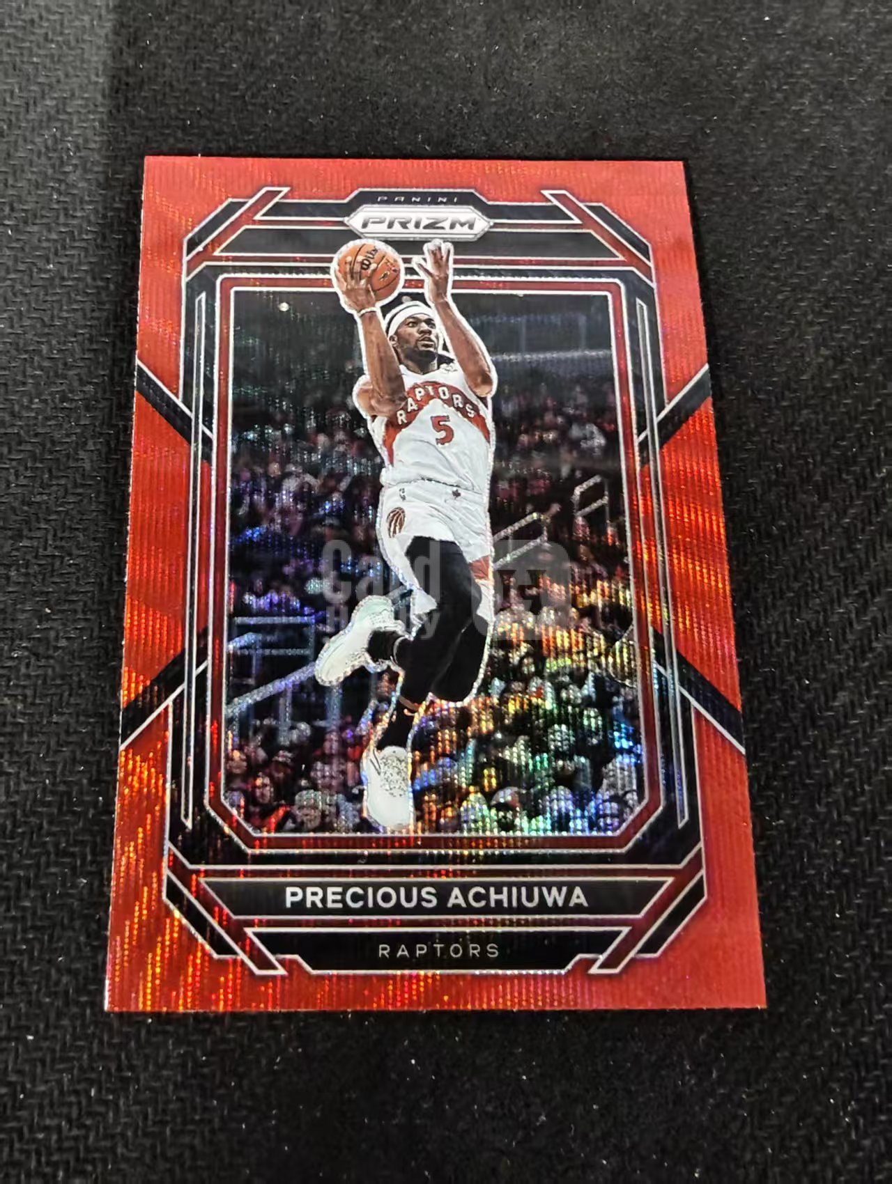 2022-23 Panini Prizm Precious Achiuwa 普雷舍斯·阿丘瓦 猛龙 红波纹 PZ 划痕 边角瑕疵 #37