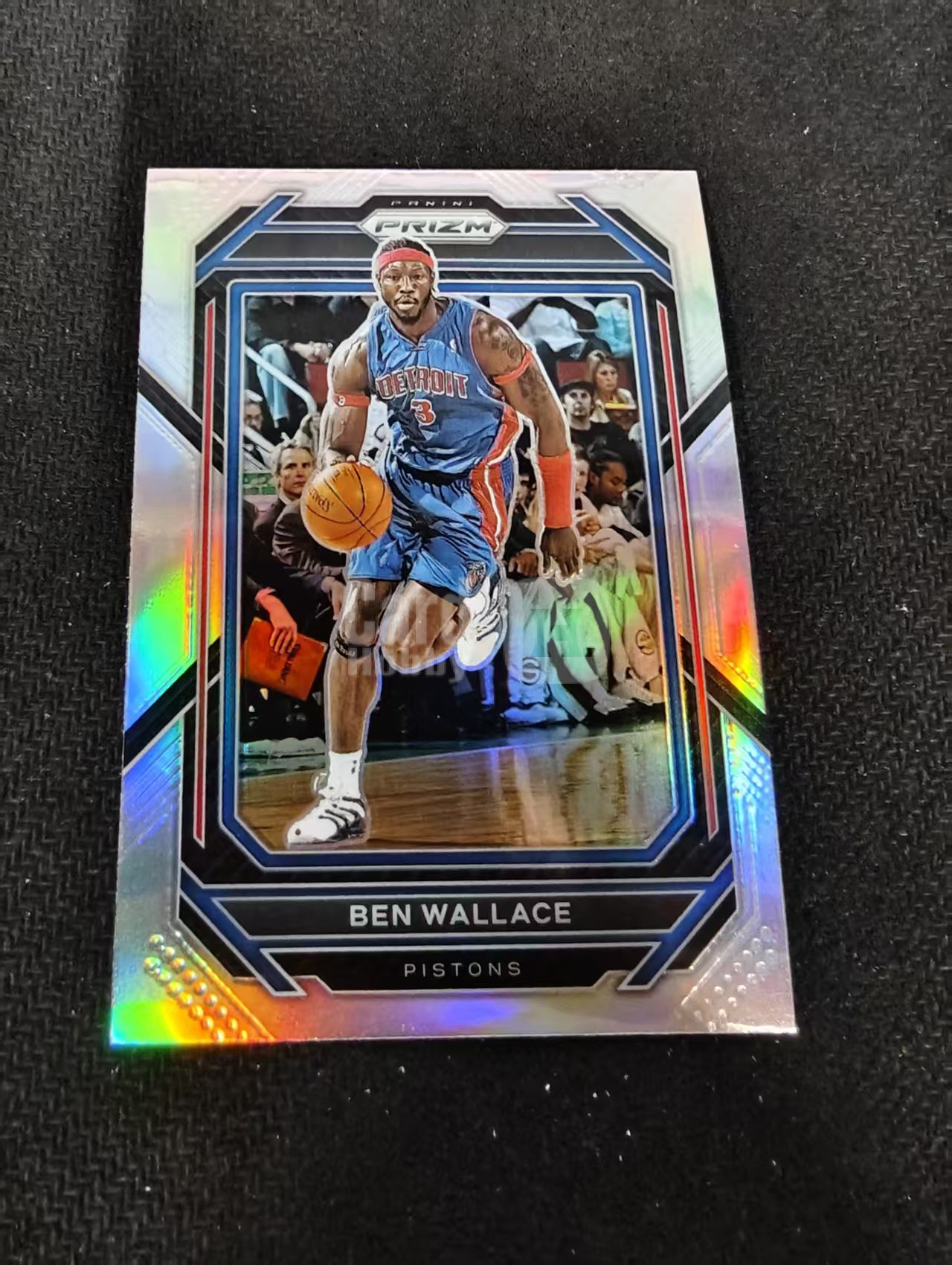 2022-23 Panini Prizm Ben Wallace 本 华莱士 活塞 银折 PZ 划痕 边角瑕疵 #277