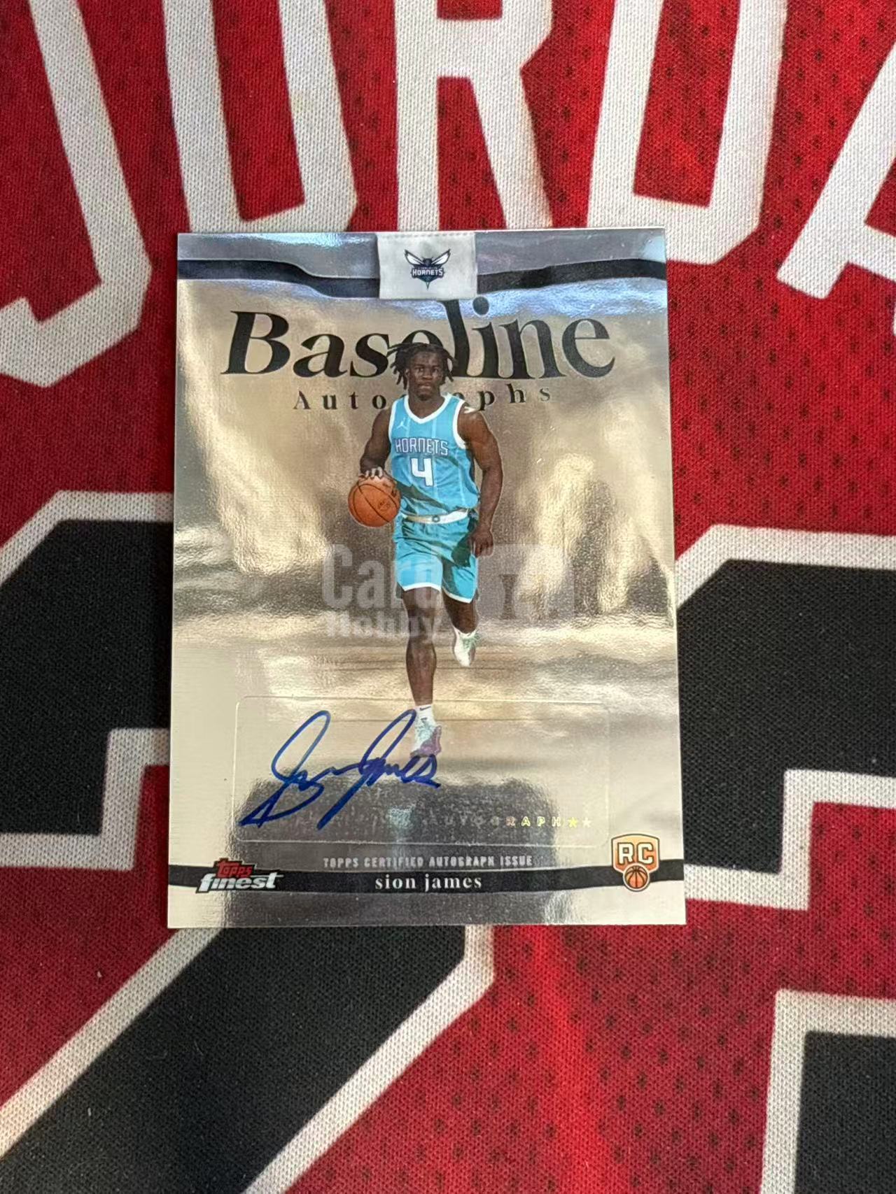 2025-26 TOPPS FINEST SION JAMES 黄蜂 新秀RC 希恩詹姆斯 西恩詹姆斯 签字卡 新秀签 BASELINE底线签 专收凑套必备【烂臭嘴拍卖】
