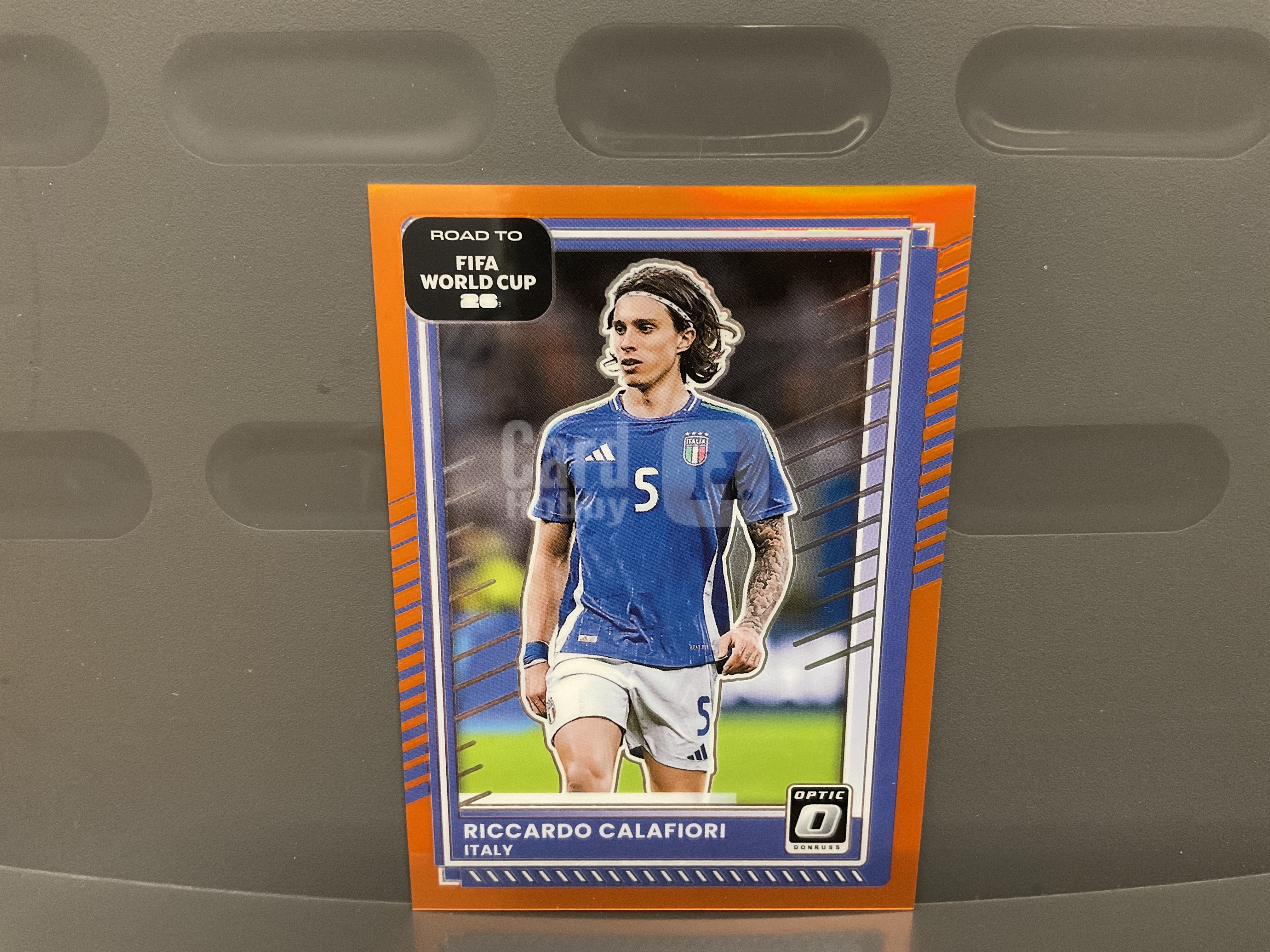 2025-26 Panini Donruss Road to World Cup Riccardo Calafiori 99编 卡拉菲奥里 意大利 杜蕾斯 世界杯之路 阿森纳 里卡尔多 O版
