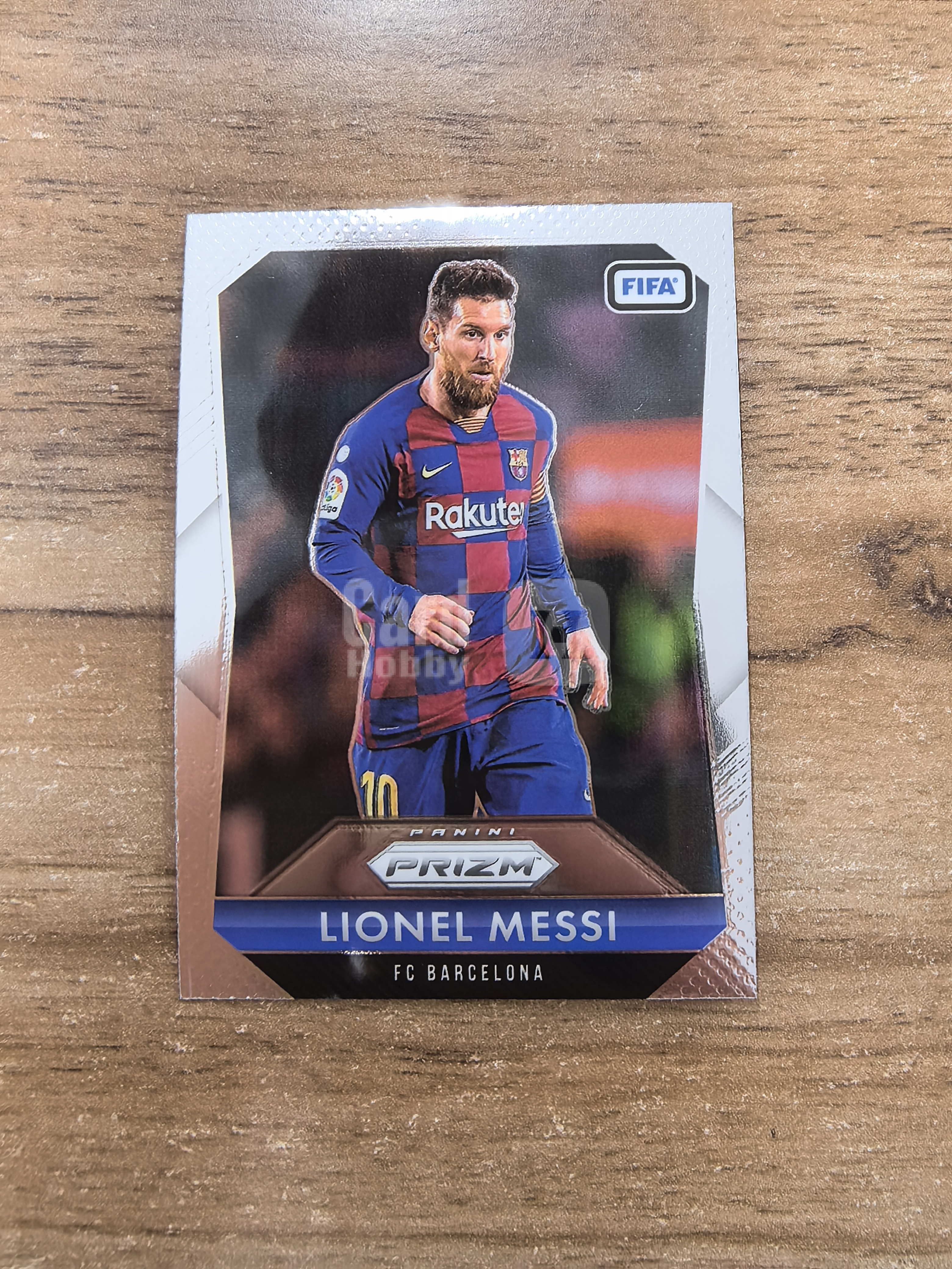 2025-26 Prizm FIFA Soccer 巴塞罗那 LIONEL MESSI 利昂内尔・梅西 base 卡品如图 min