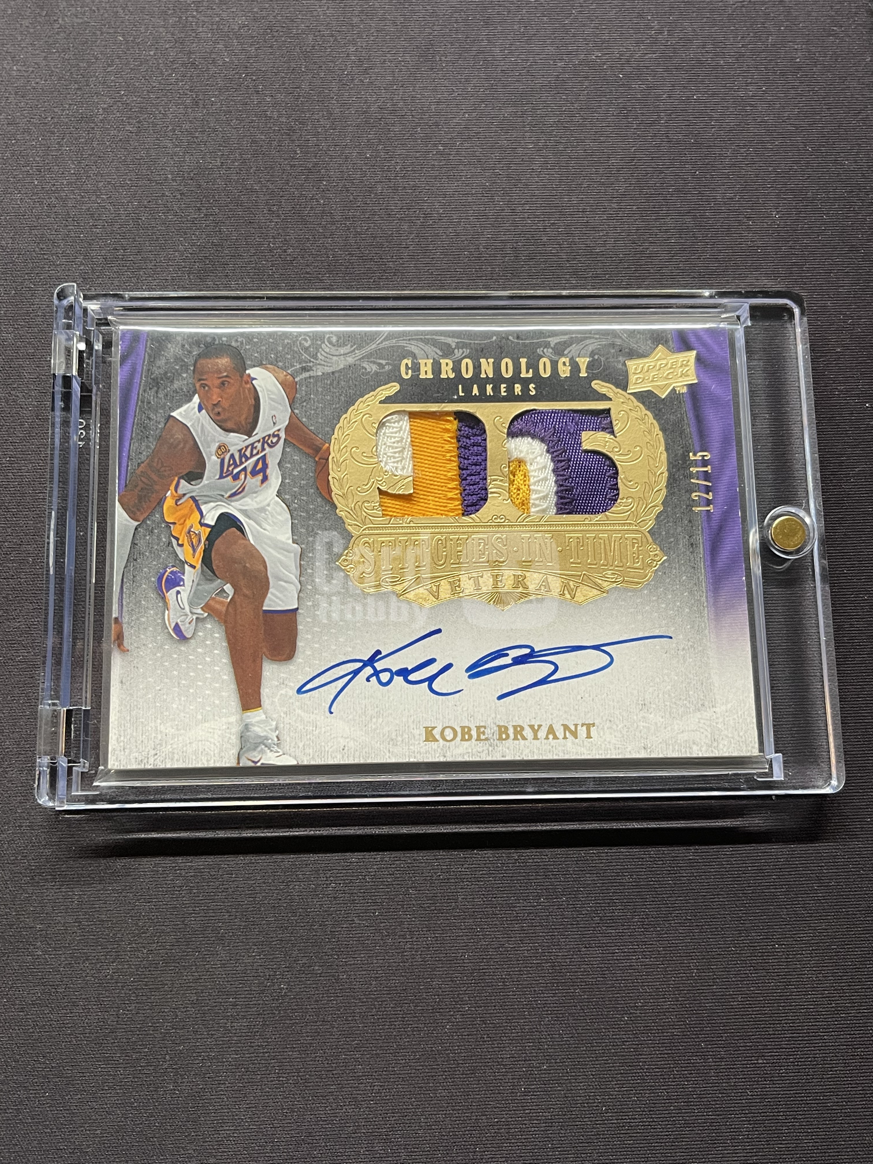 2007-08 Upper Deck Chronology Kobe Bryant 湖人 科比布莱恩特 Stitches in Time 老GU 双窗patch签字卡签 15编PA「老夫子」555
