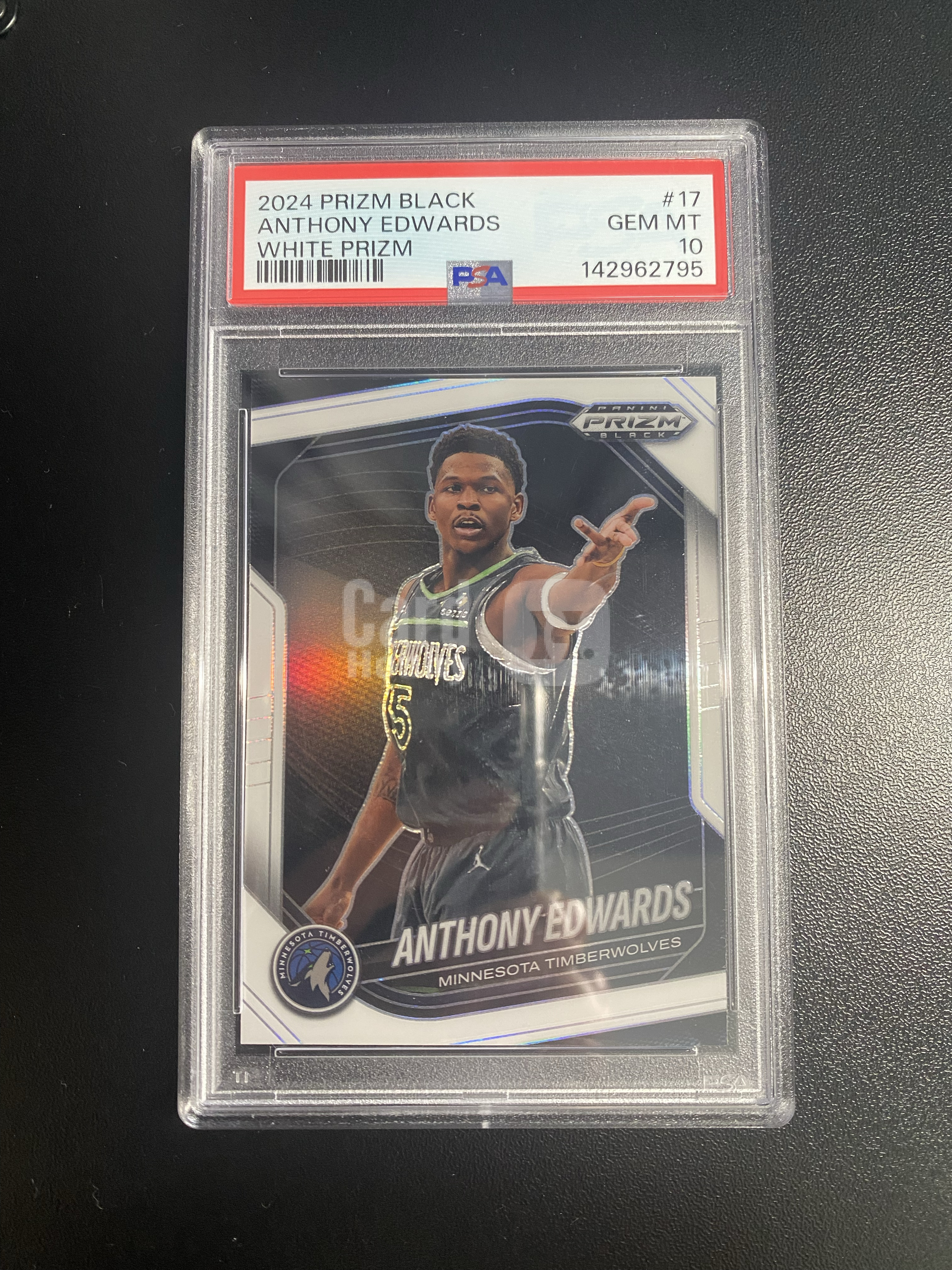 2024-25 Panini Prizm Black Anthony Edwards 安东尼 爱德华兹 pz 末年 /175编 白折 white prizm PSA10 #17庆祝选图 瑕疵见图