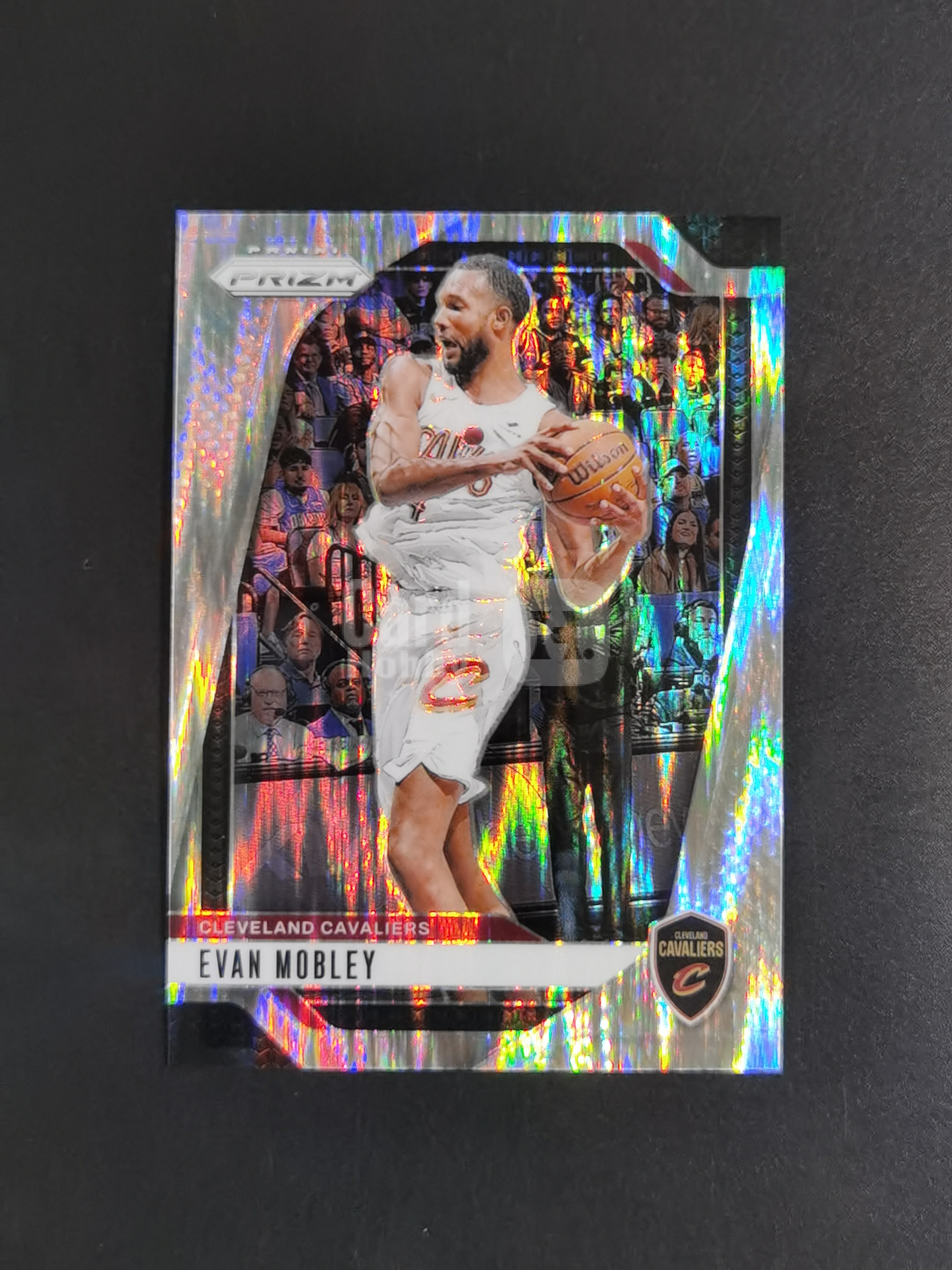 2024-25 Panini Prizm Evan Mobley 埃文 莫布利 249编 银瀑布折 卡品如图 专收必备