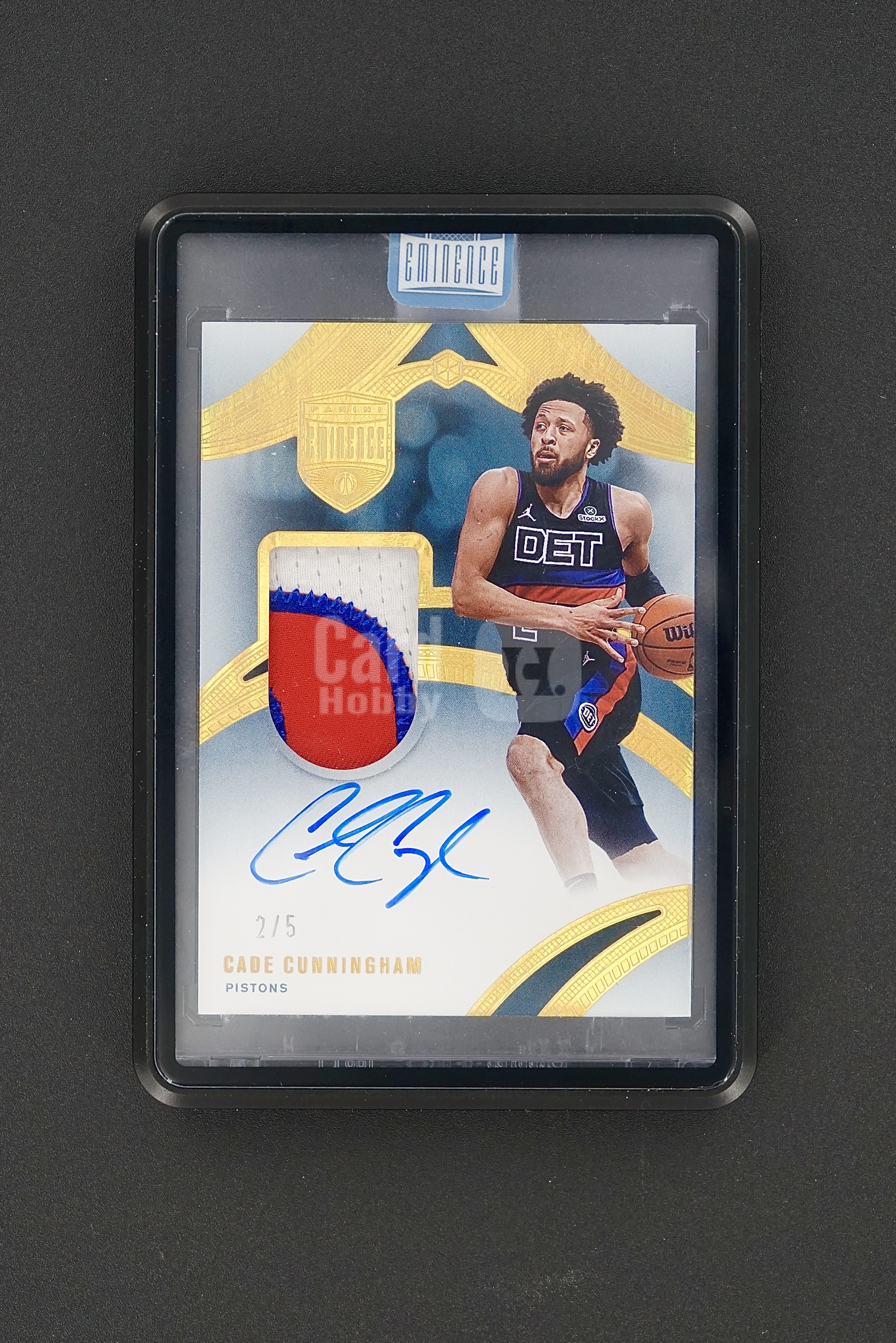 2024-25 Panini Eminence Cade Cunningham CC 坎宁安 康宁汉姆 2/5编 同背 签字 超低编 亲穿落场GU球衣 三色暴力切割 PA 金闪版 活塞 原封砖 包壳