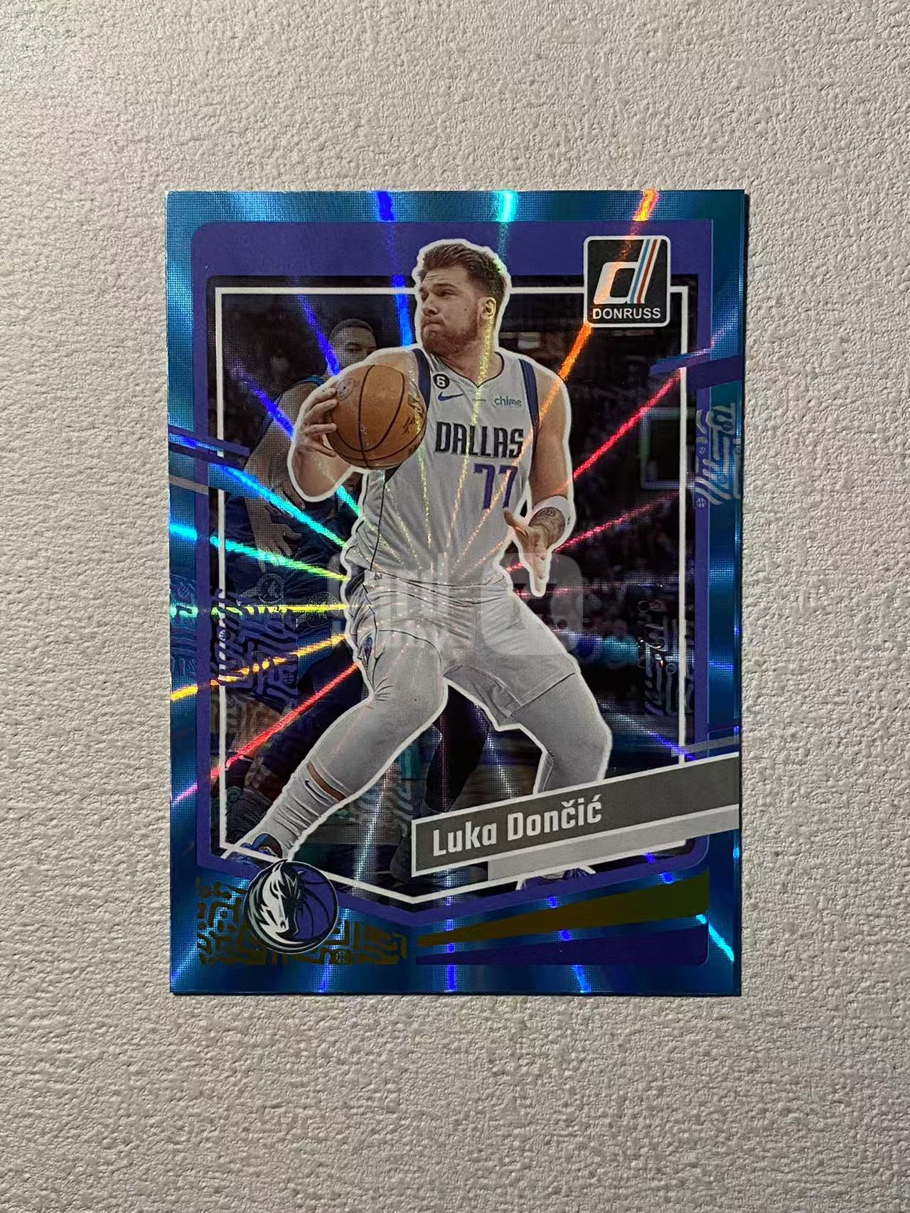 2023-24 Panini Donruss Luka Doncic 杜蕾斯 独行侠 卢卡 东契奇 /25编 低编 蓝佛光折 折射 专收必备