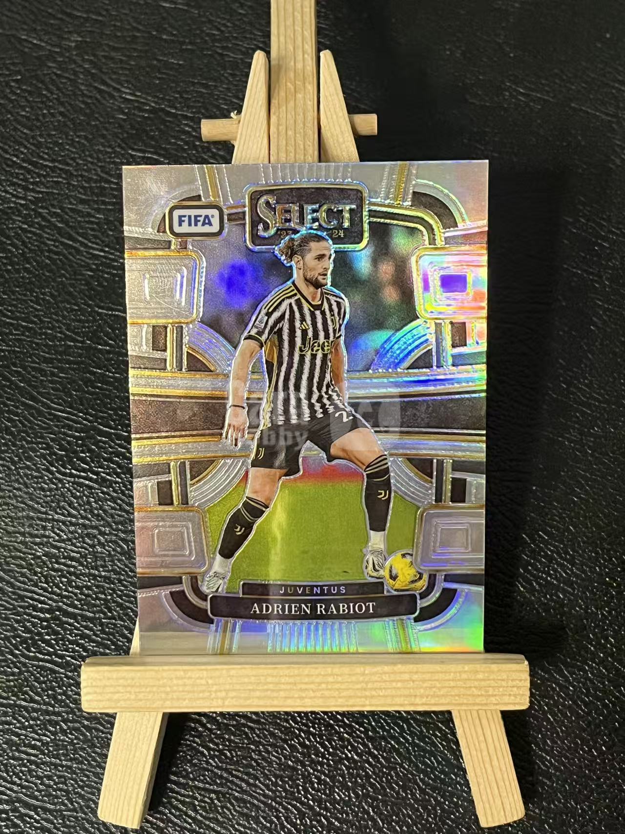 2023-24 Panini Select Adrien Rabiot 拉比奥特 尤文图斯 银折 实卡精美 卡品如图 LA-2