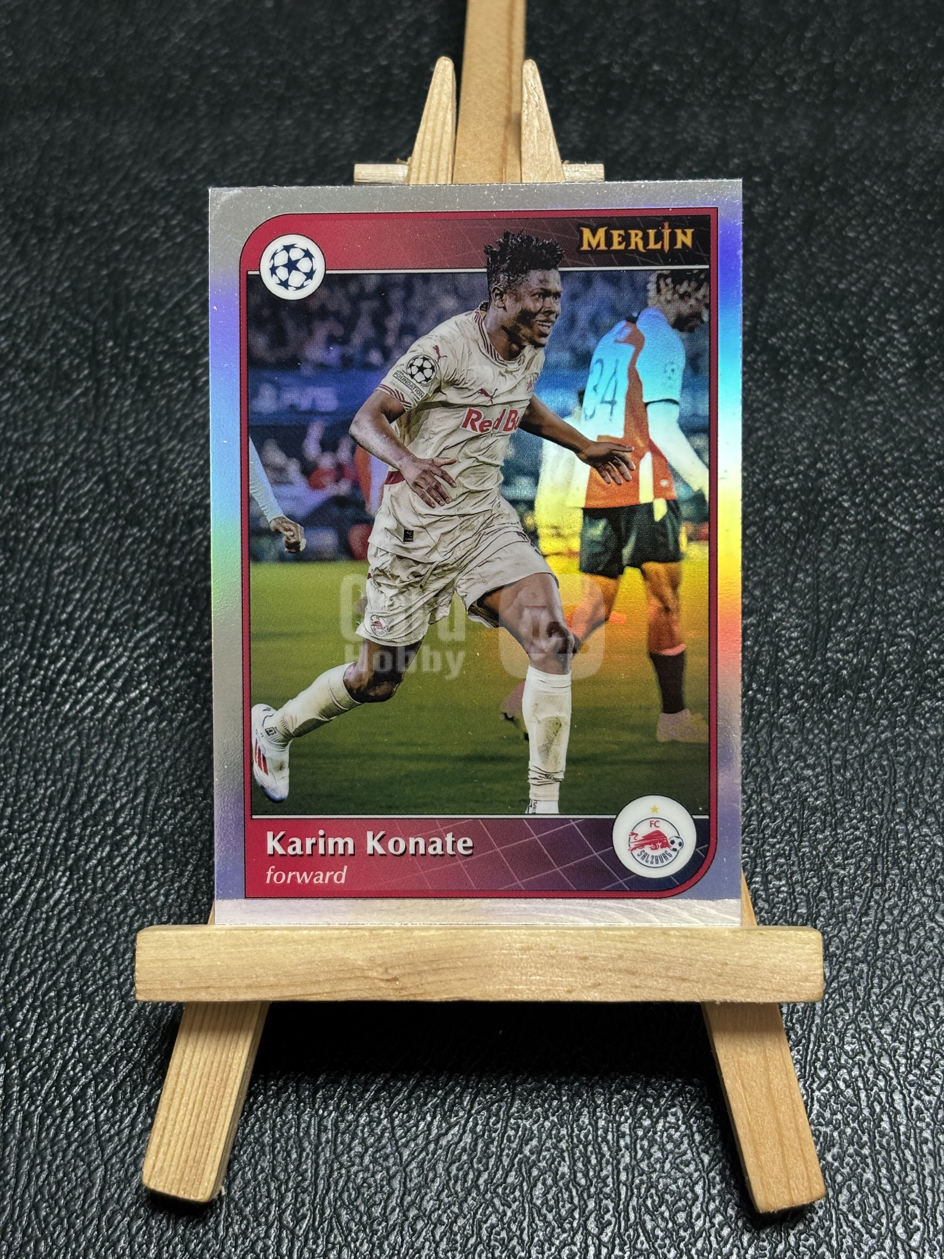 2025 Topps Merlin chrome Karim Konate 卡里姆 科纳特 萨尔茨堡红牛 梅林 欧冠 银折 实卡精美 收藏必备 卡品如图 七七代卖 XO6