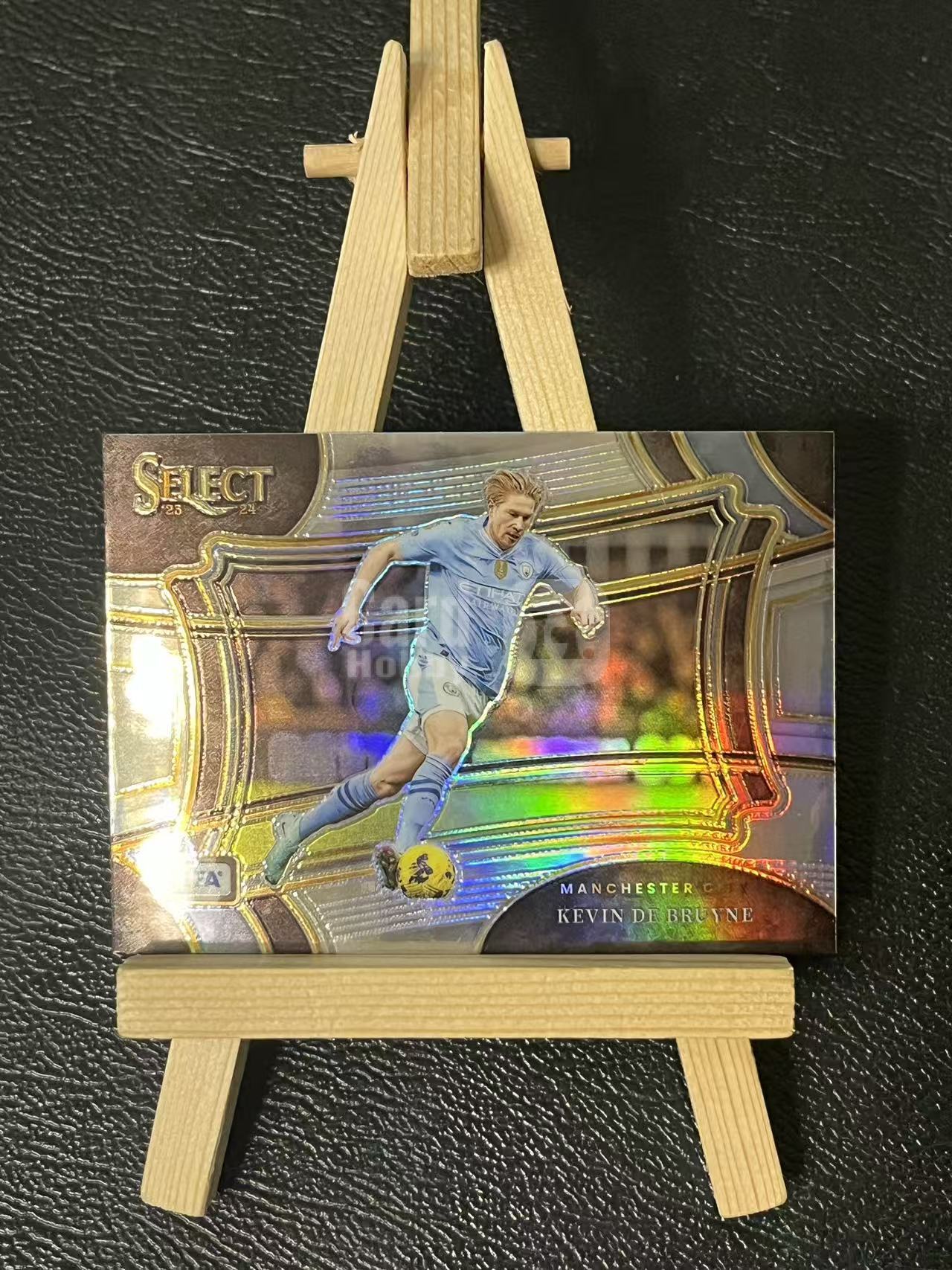2023-24 Panini Select Kevin De Bruyne 德布劳内 三级 曼城 银折 实卡精美 卡品如图 LA-2