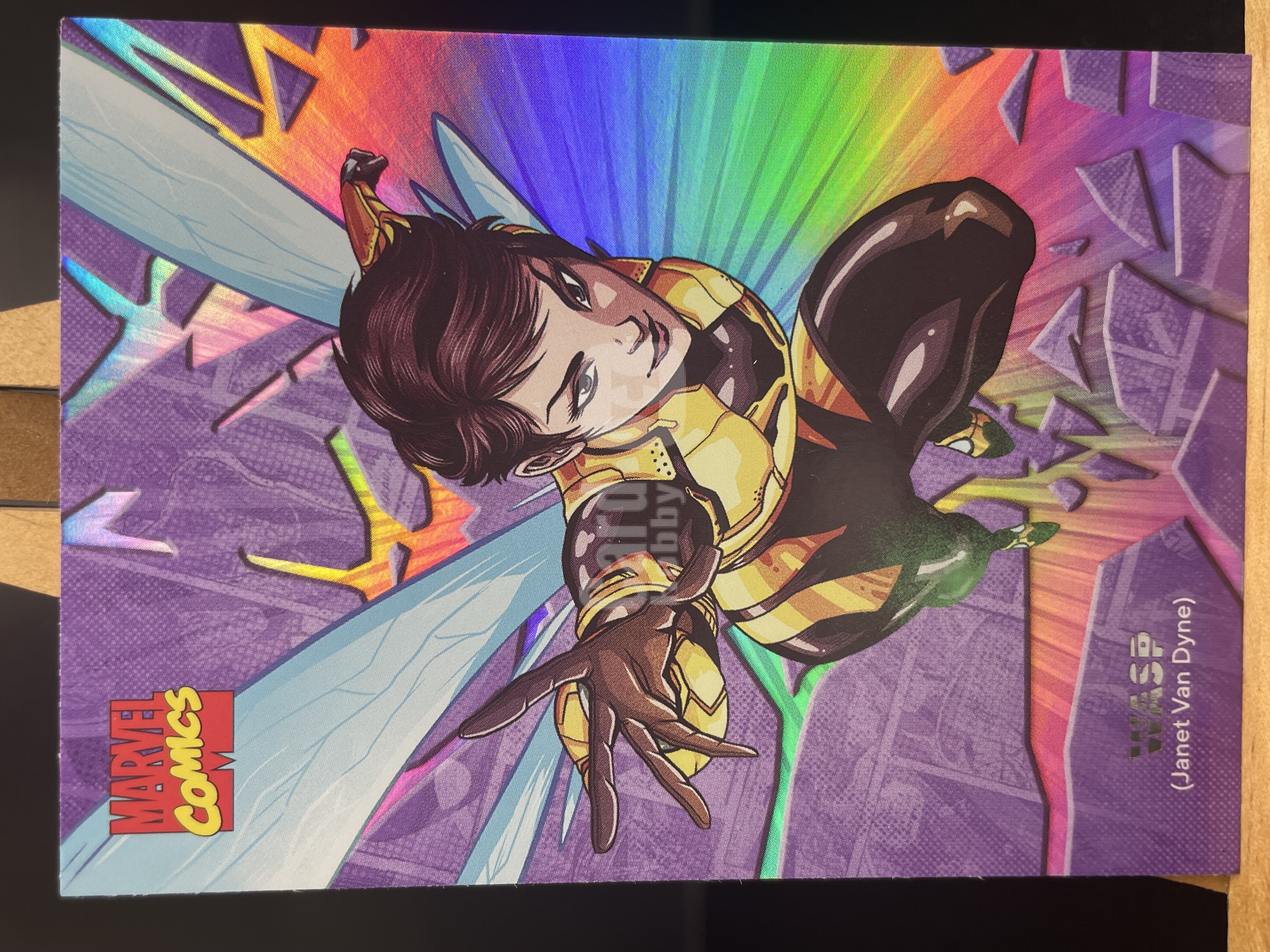 （T1）2023 漫威 FINDNG CARD MARVEL 折射   黄蜂女    实卡好看 收藏凑套必备 卡品如图  ！！！