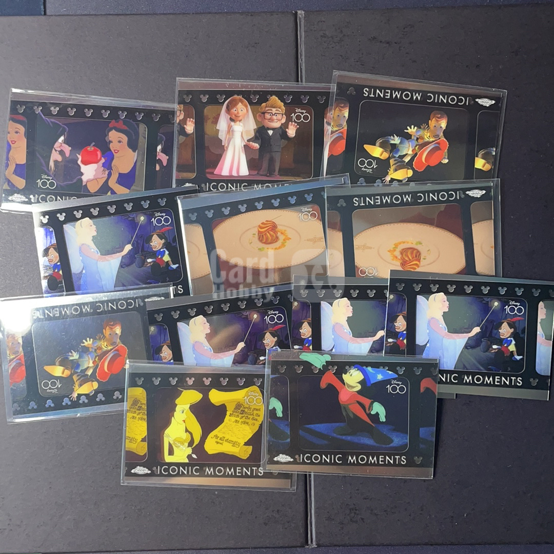 2023 Topps Disney 迪士尼100周年 米奇 玩具总动员 匹诺曹 胡迪 小美人鱼 灰姑娘 经典剧照Iconic特卡多张打包 2023 Topps Chrome Disney 迪士尼100