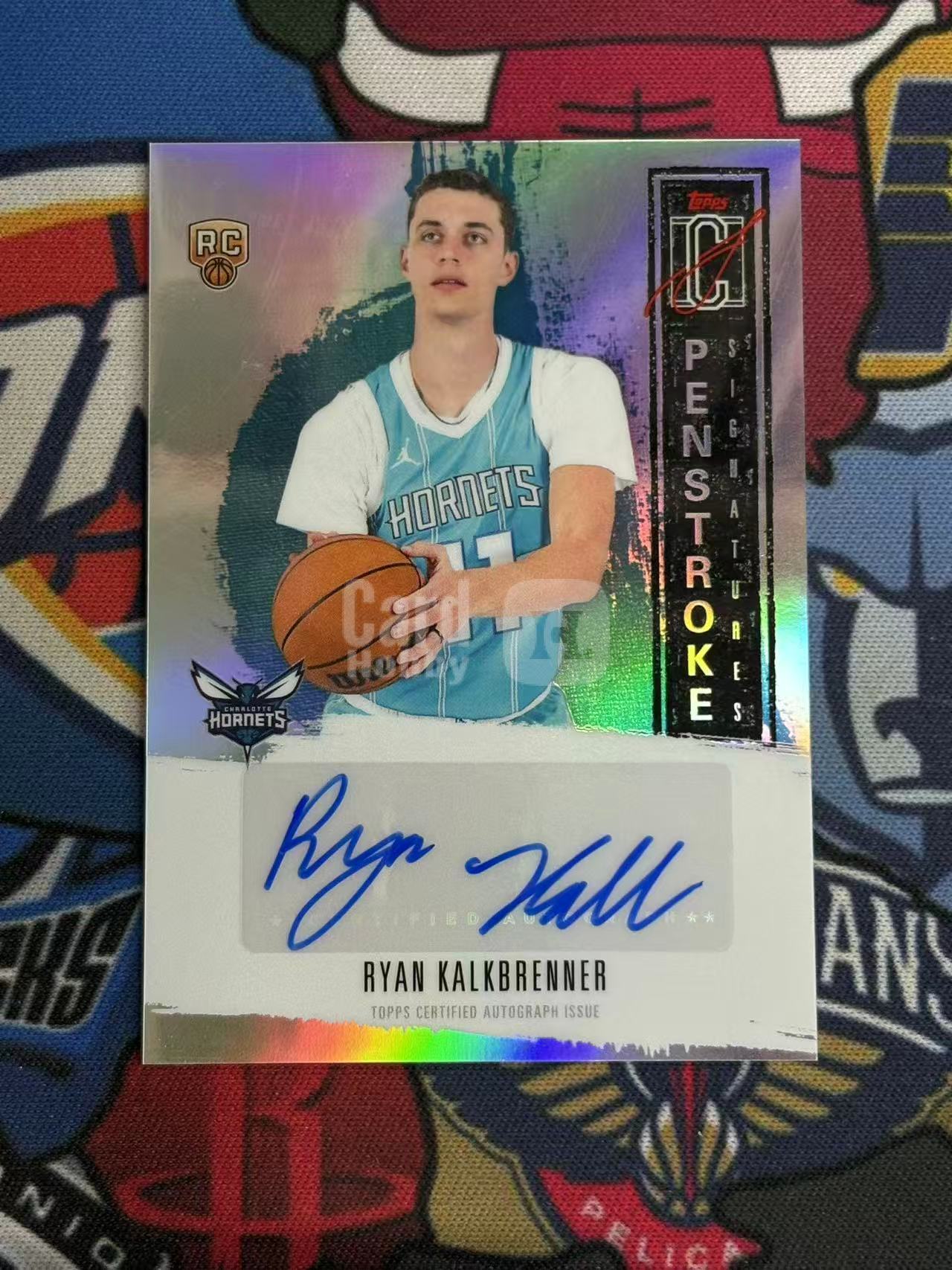 2025-26 TOPPS SIGNATURE CLASS RYAN KALKBRENNER 黄蜂 新秀RC 瑞安卡尔克布伦纳 签字卡 新秀签 PENSTROKE笔触签 银折 折射【烂臭嘴拍卖】
